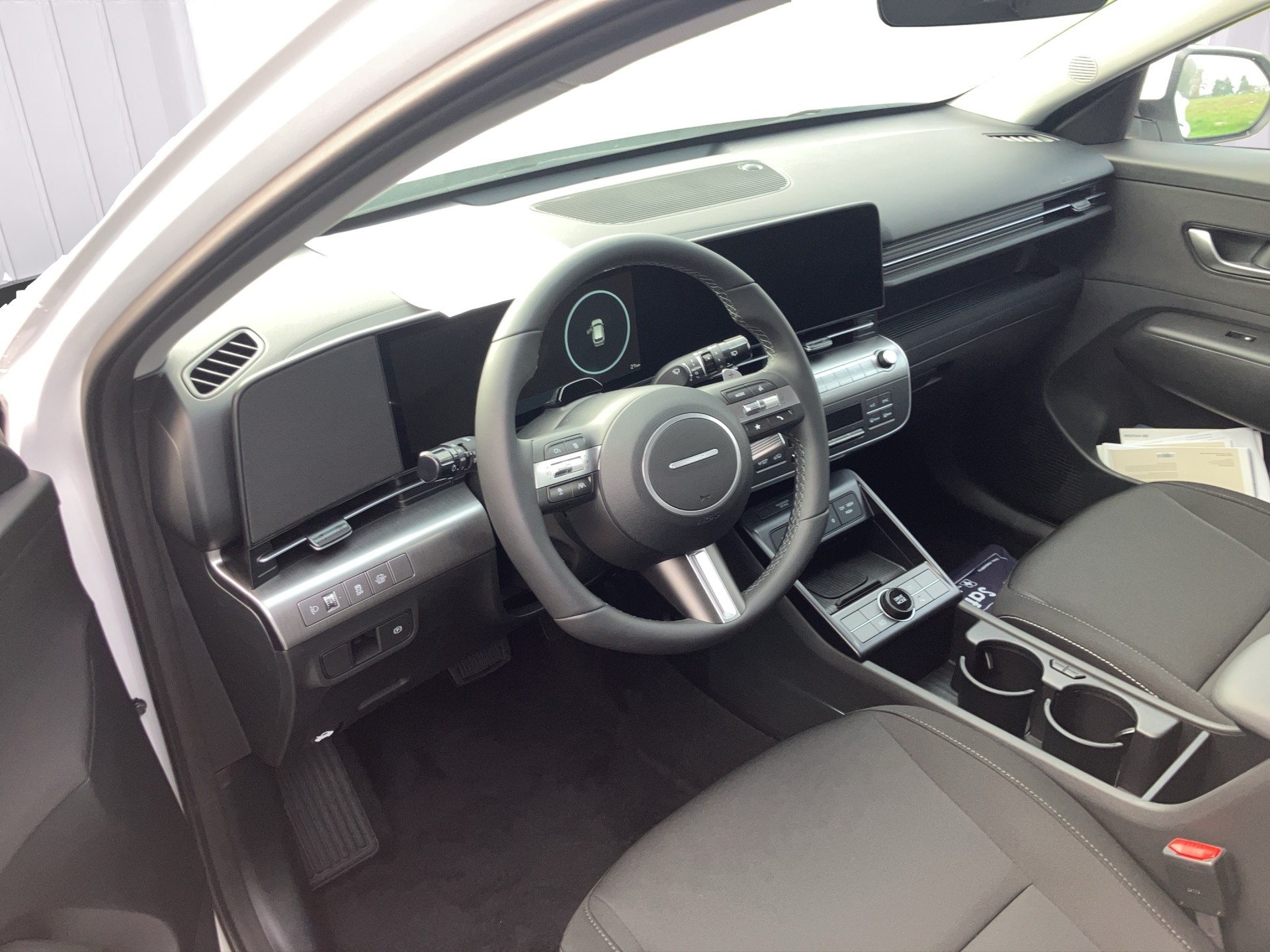 HYUNDAI Kona 1.6 GDi HEV Amplia DCT-image-7