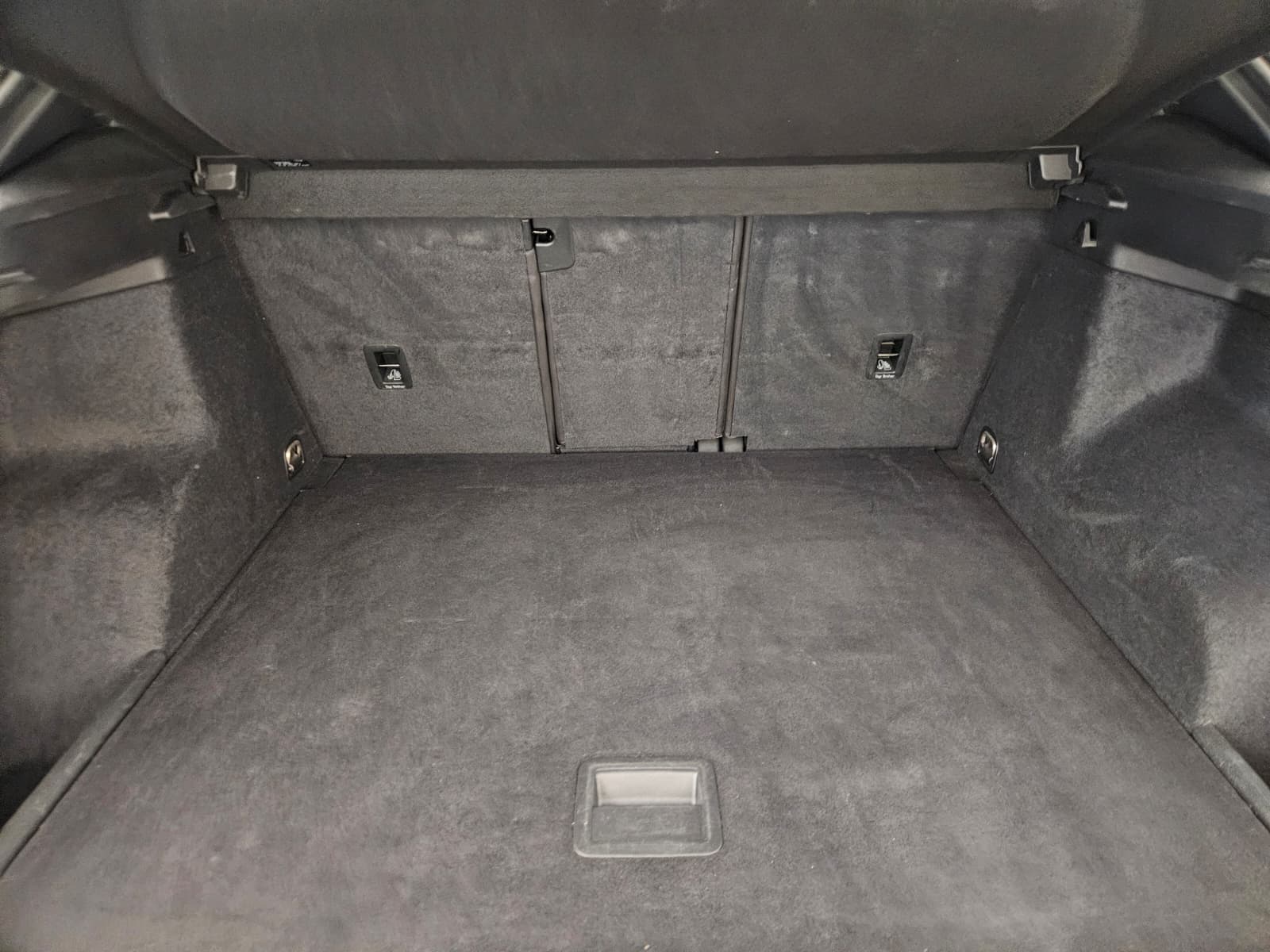 AUDI Q3 40 TFSI S line quattro S-tronic-image-14