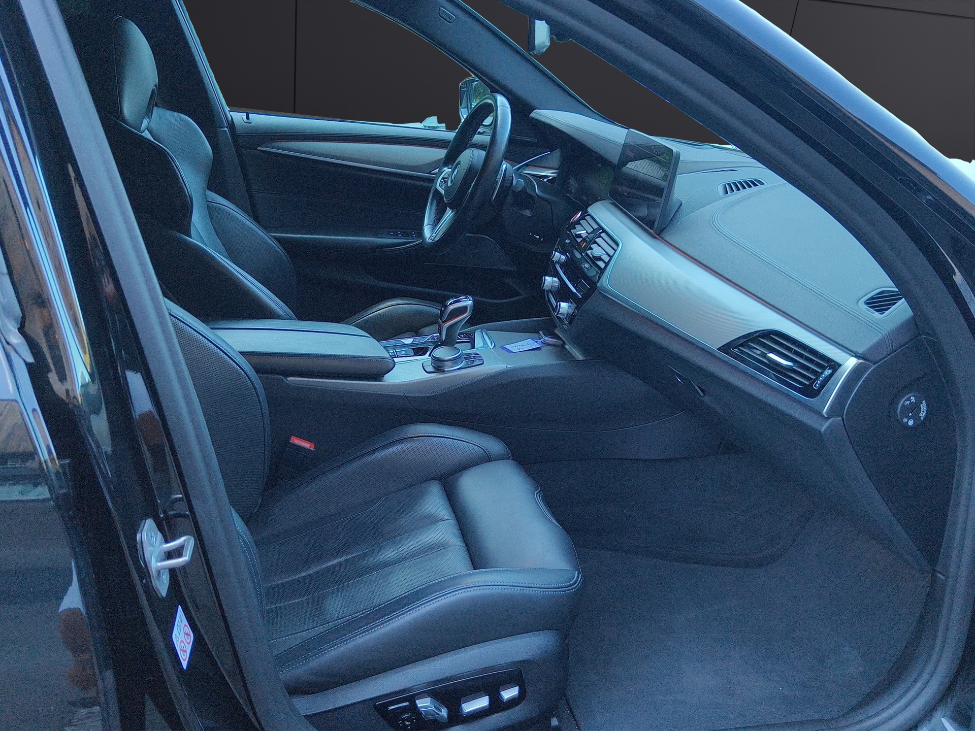BMW M5 xDrive Drivelogic-image-9