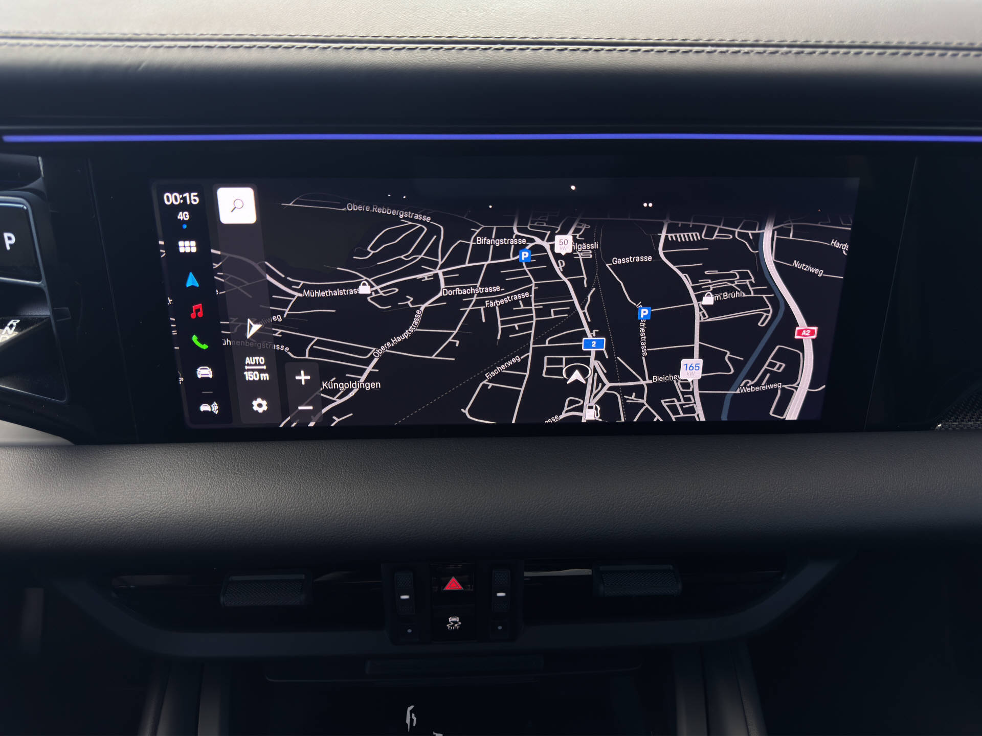 PORSCHE Macan Turbo-image-9