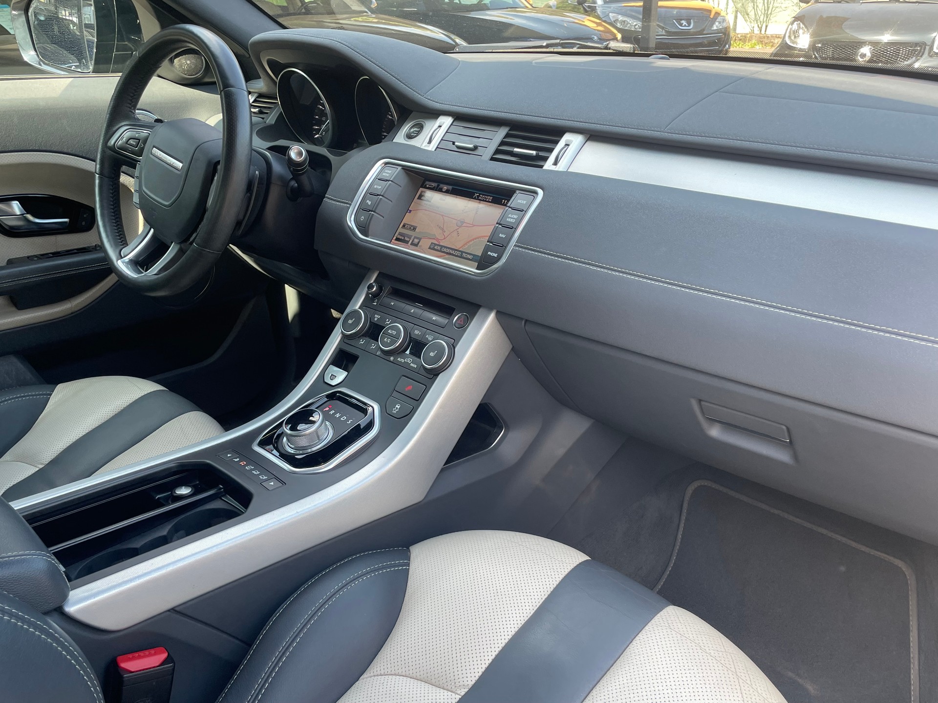 LAND ROVER Range Rover Evoque 2.0 Si4 Dynamic AT6-image-13