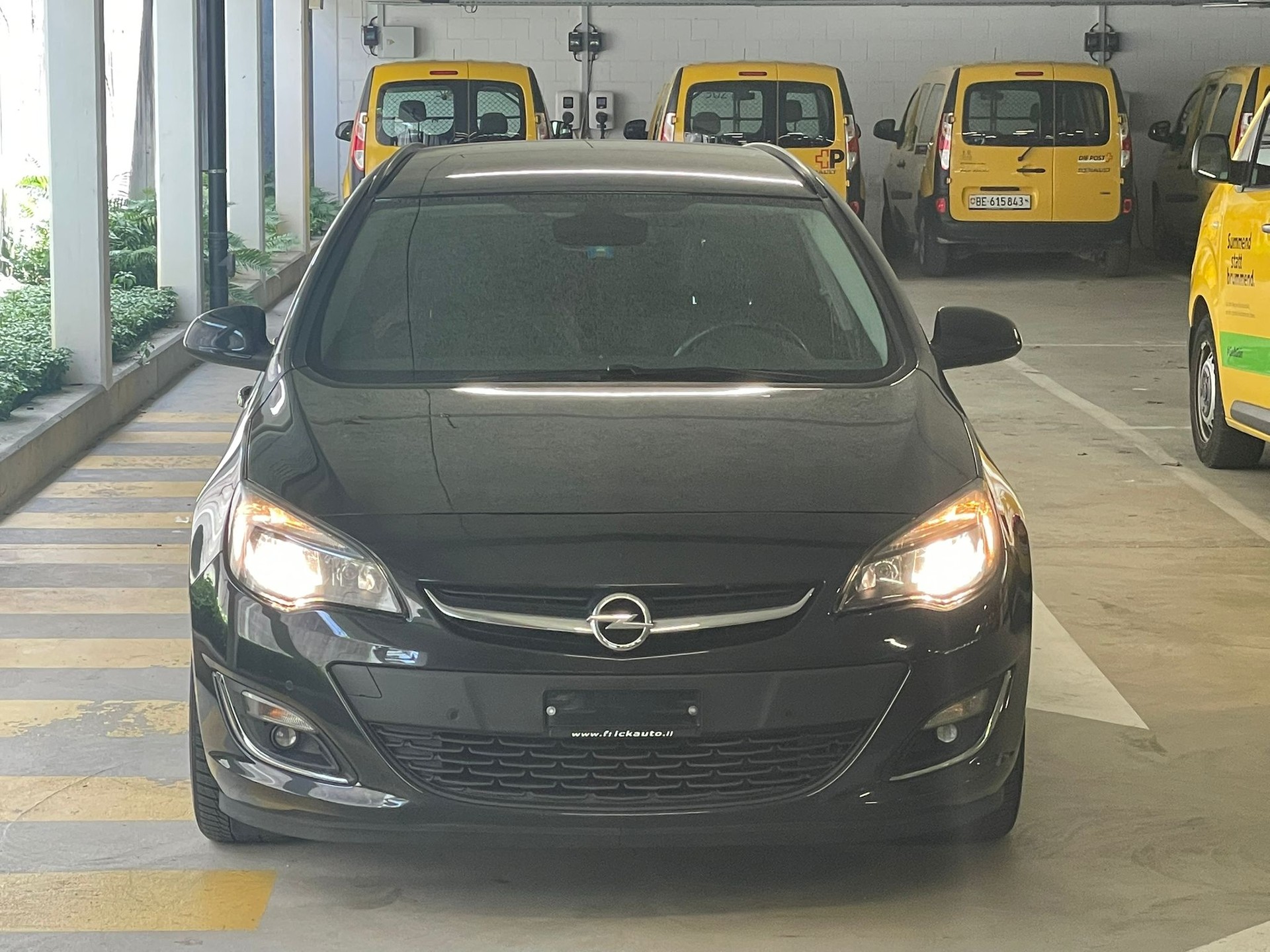 OPEL Astra ST 1.4i 16V Turbo Anniversary Ed-image-7