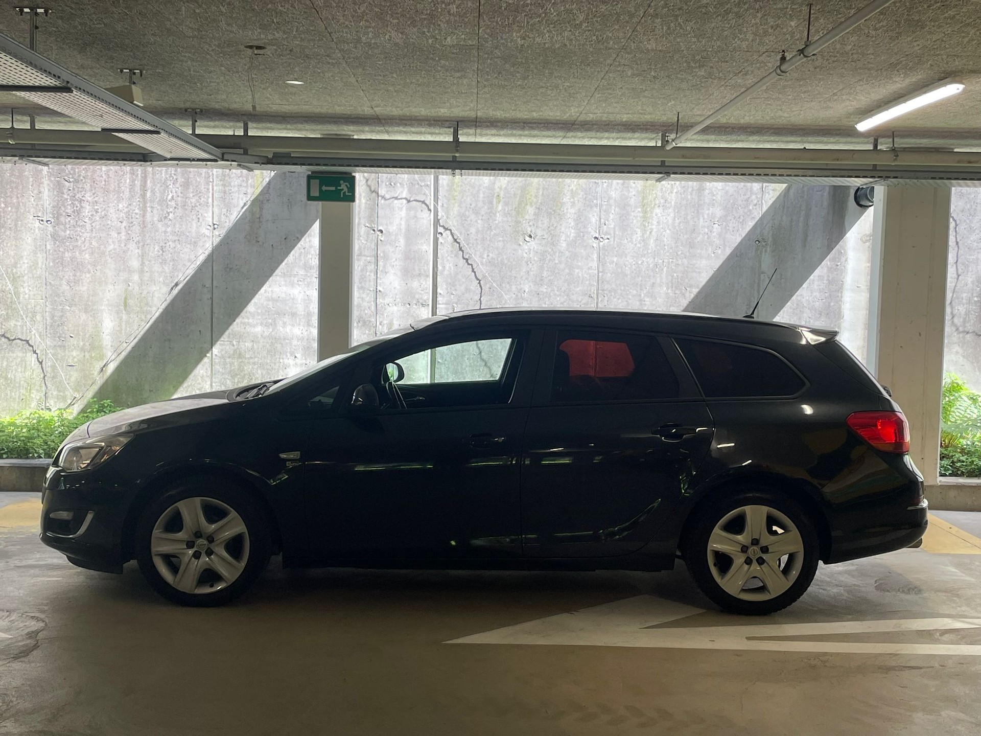 OPEL Astra ST 1.4i 16V Turbo Anniversary Ed-showroom-element-2