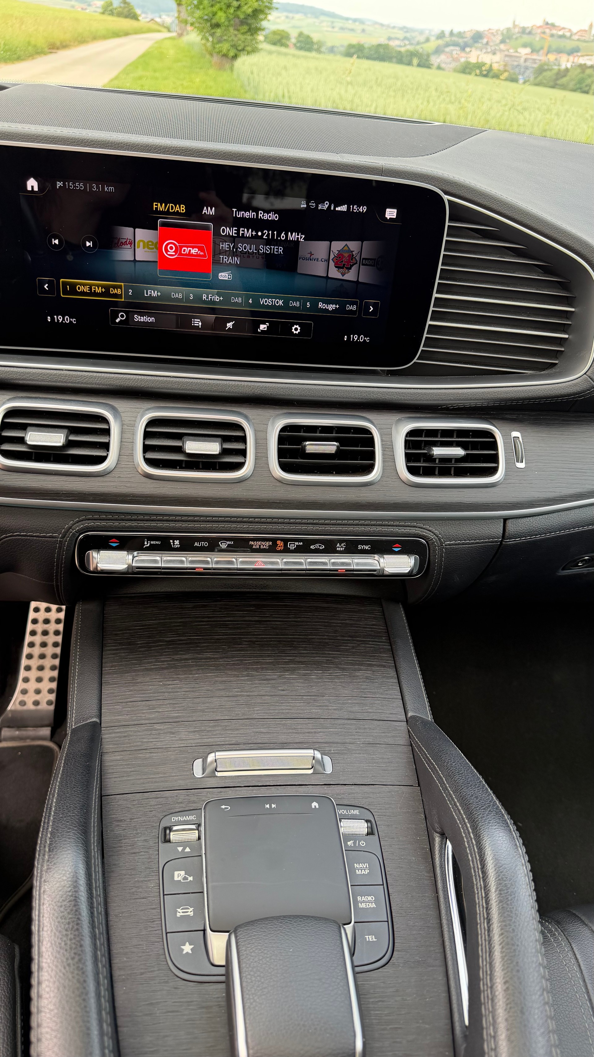 MERCEDES-BENZ GLE 400 d 4matic-image-10