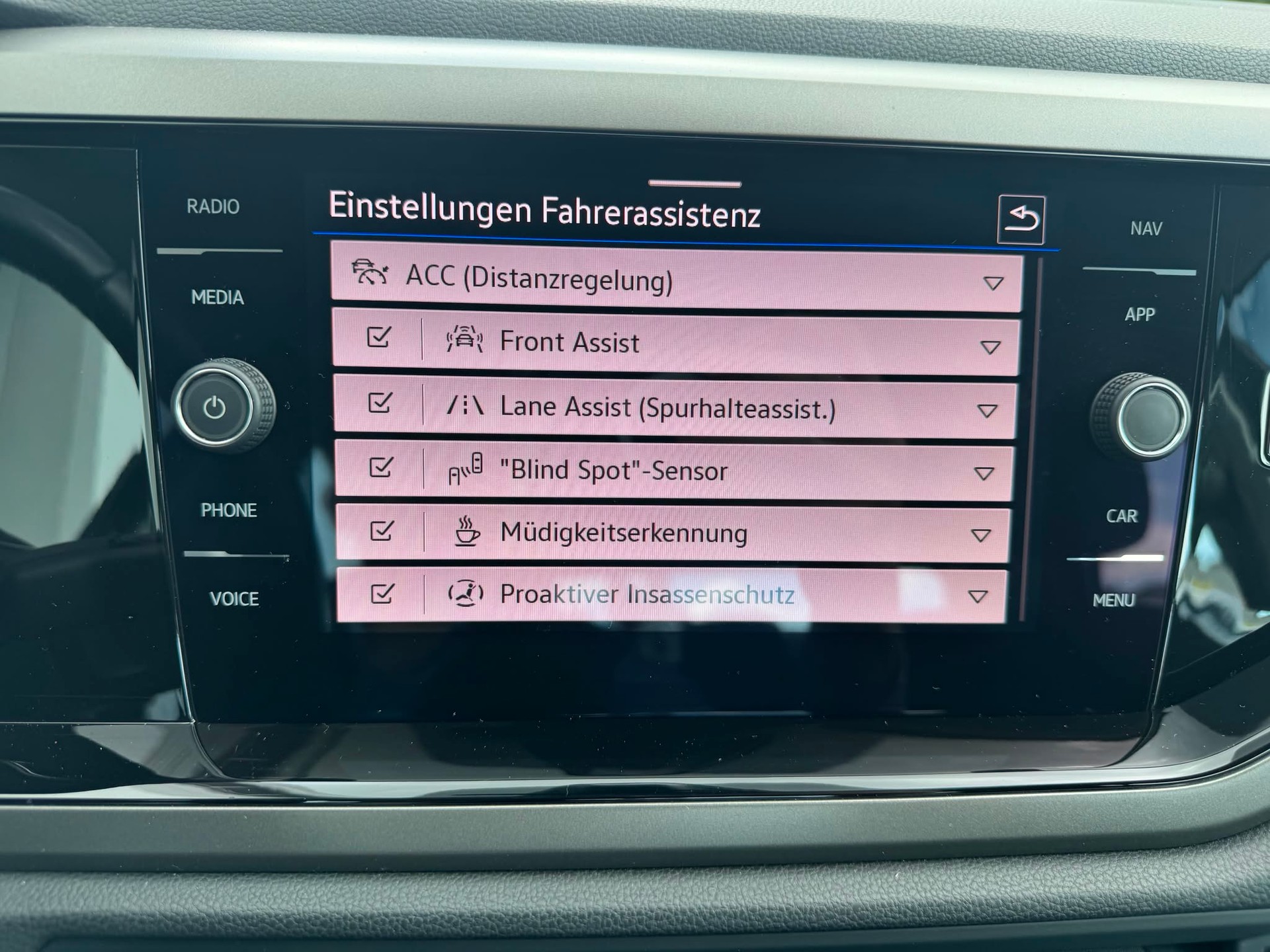 VW Polo 1.0 TSI BMT Comfortline DSG-image-9