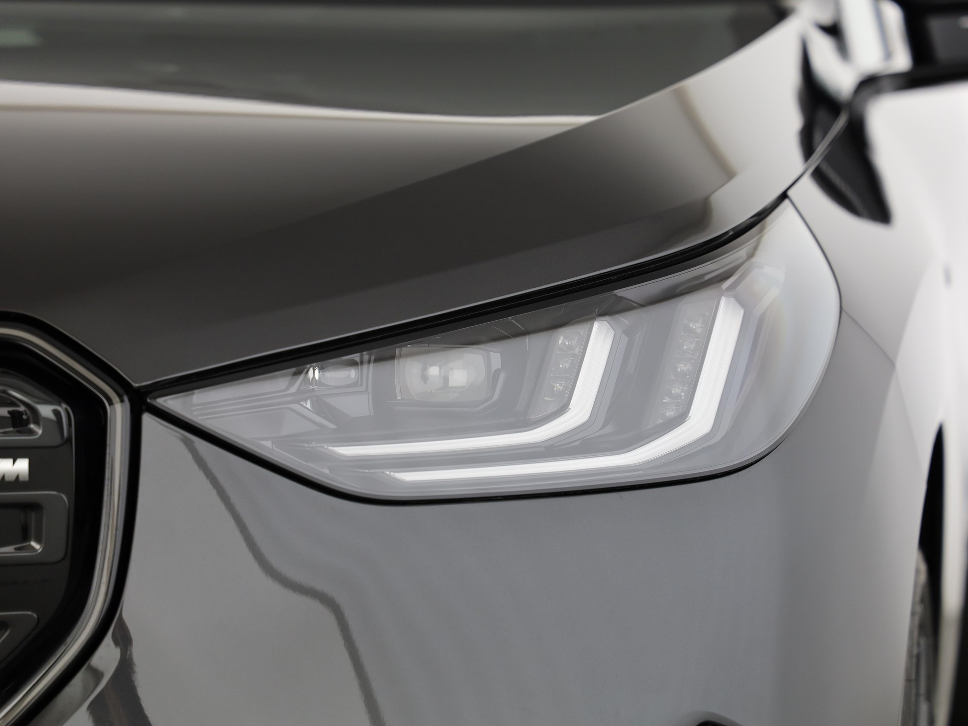 BMW X3 M50i-image-5