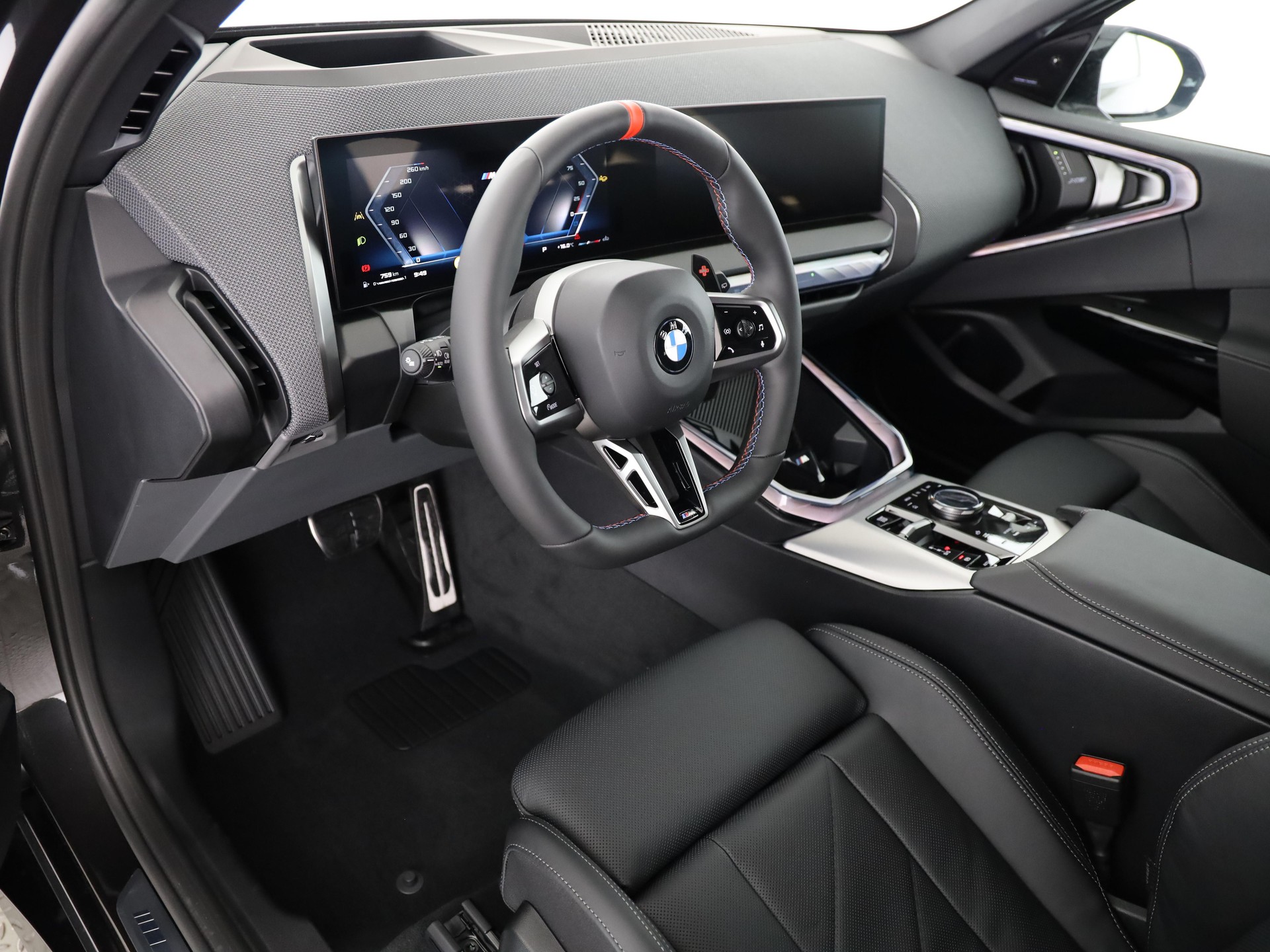 BMW X3 M50i-image-17