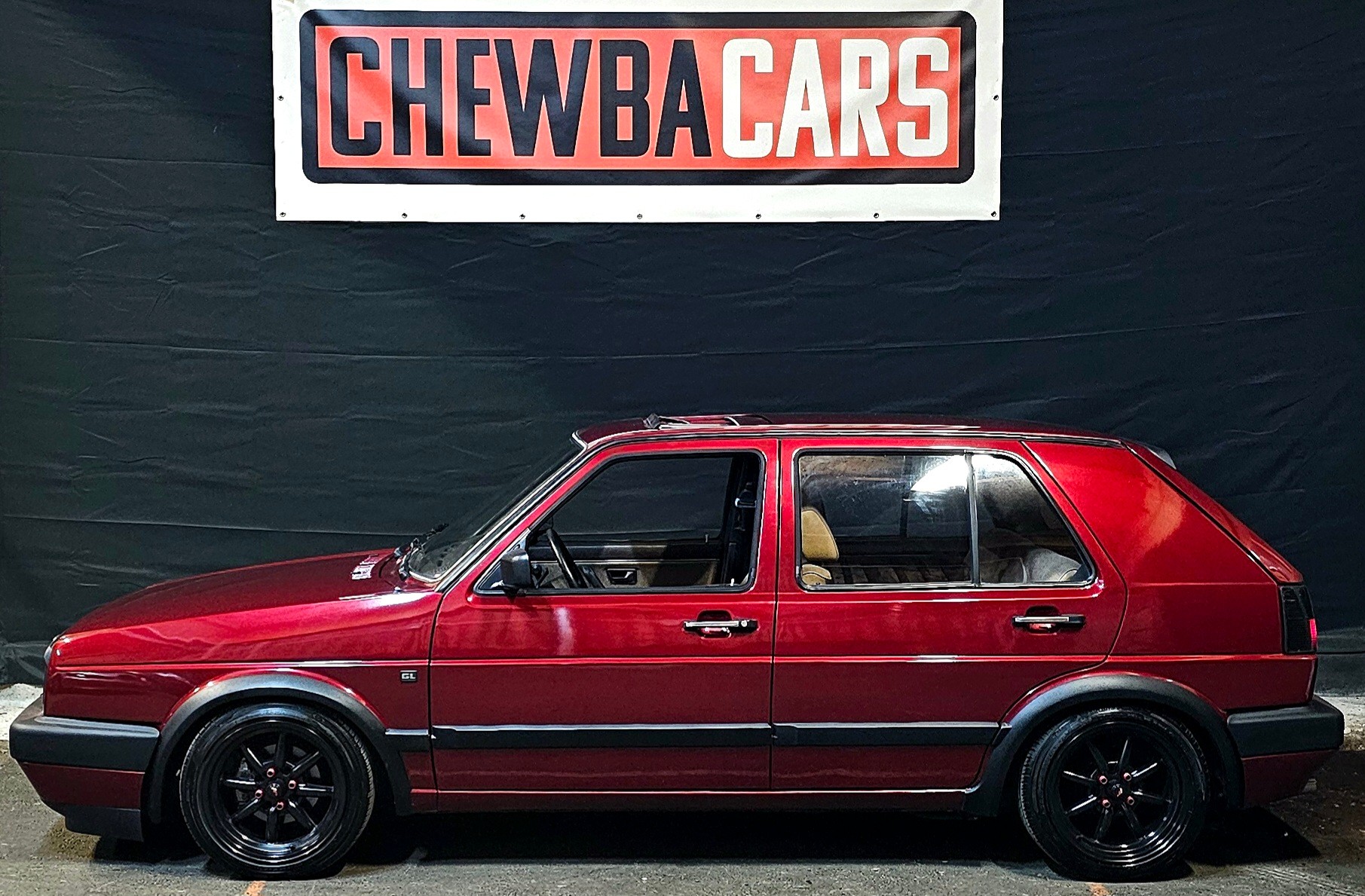 VW Golf 1800 GL-showroom-element-1