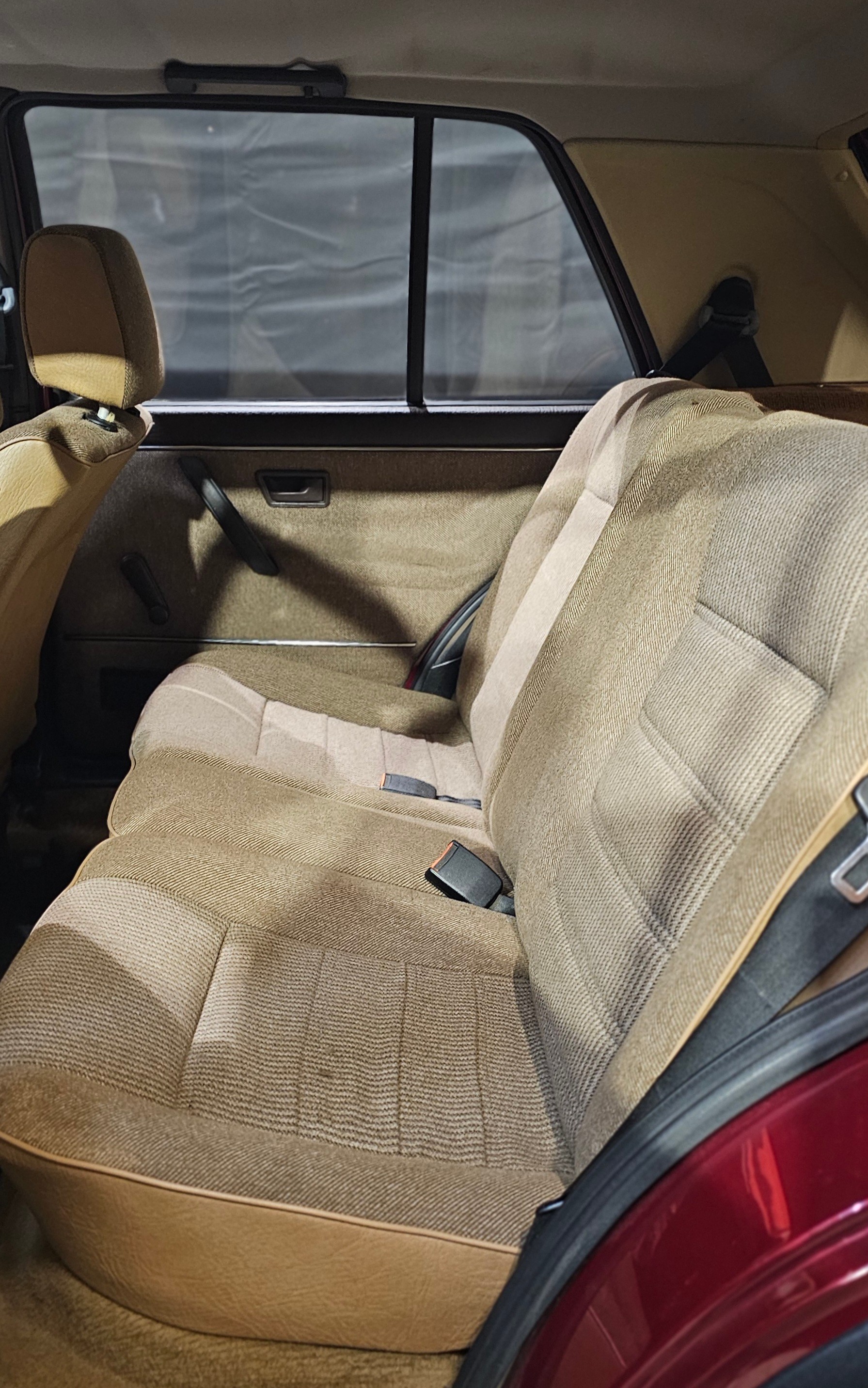VW Golf 1800 GL-image-18