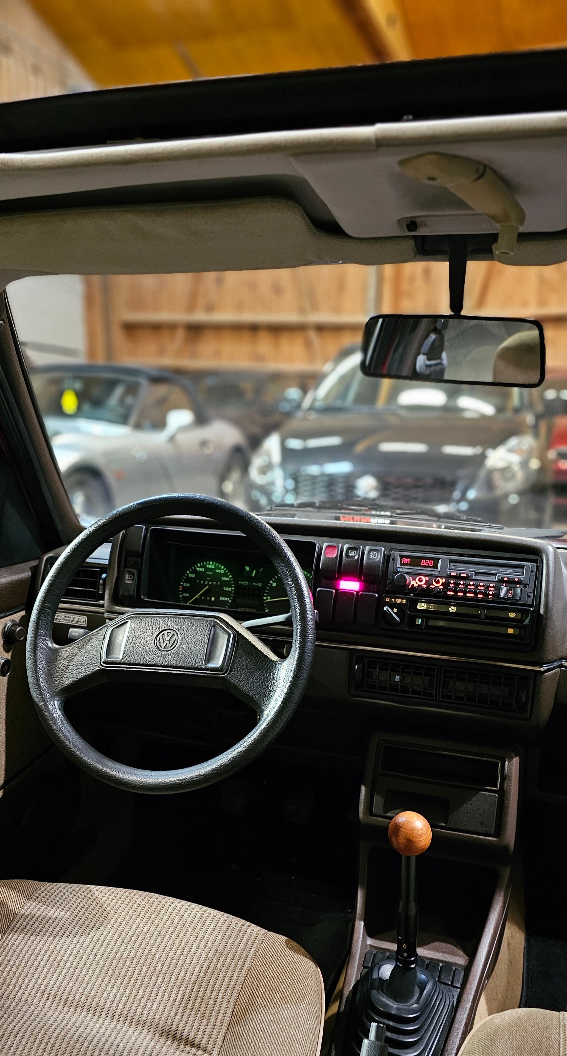 VW Golf 1800 GL-image-19