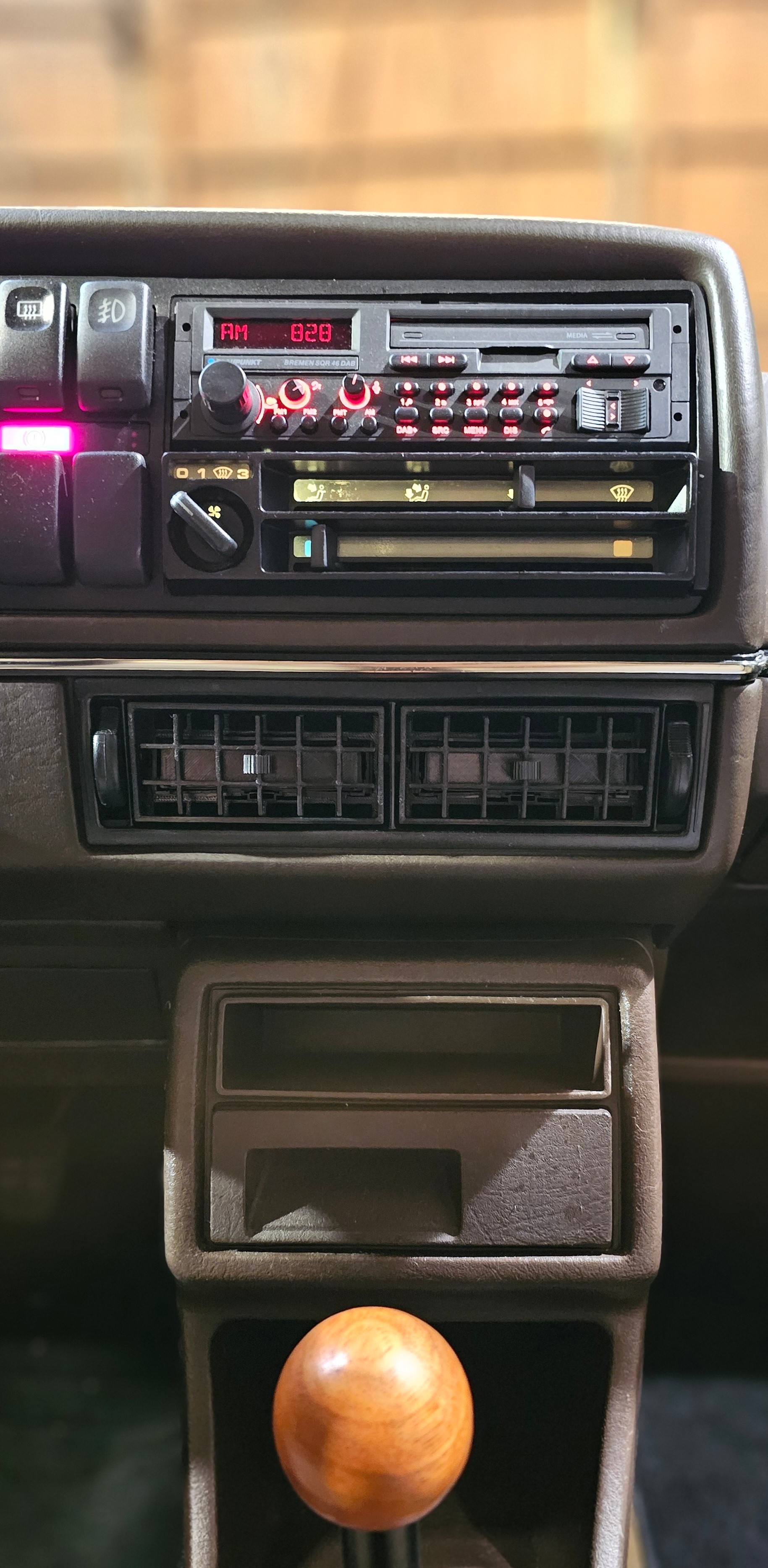 VW Golf 1800 GL-image-20