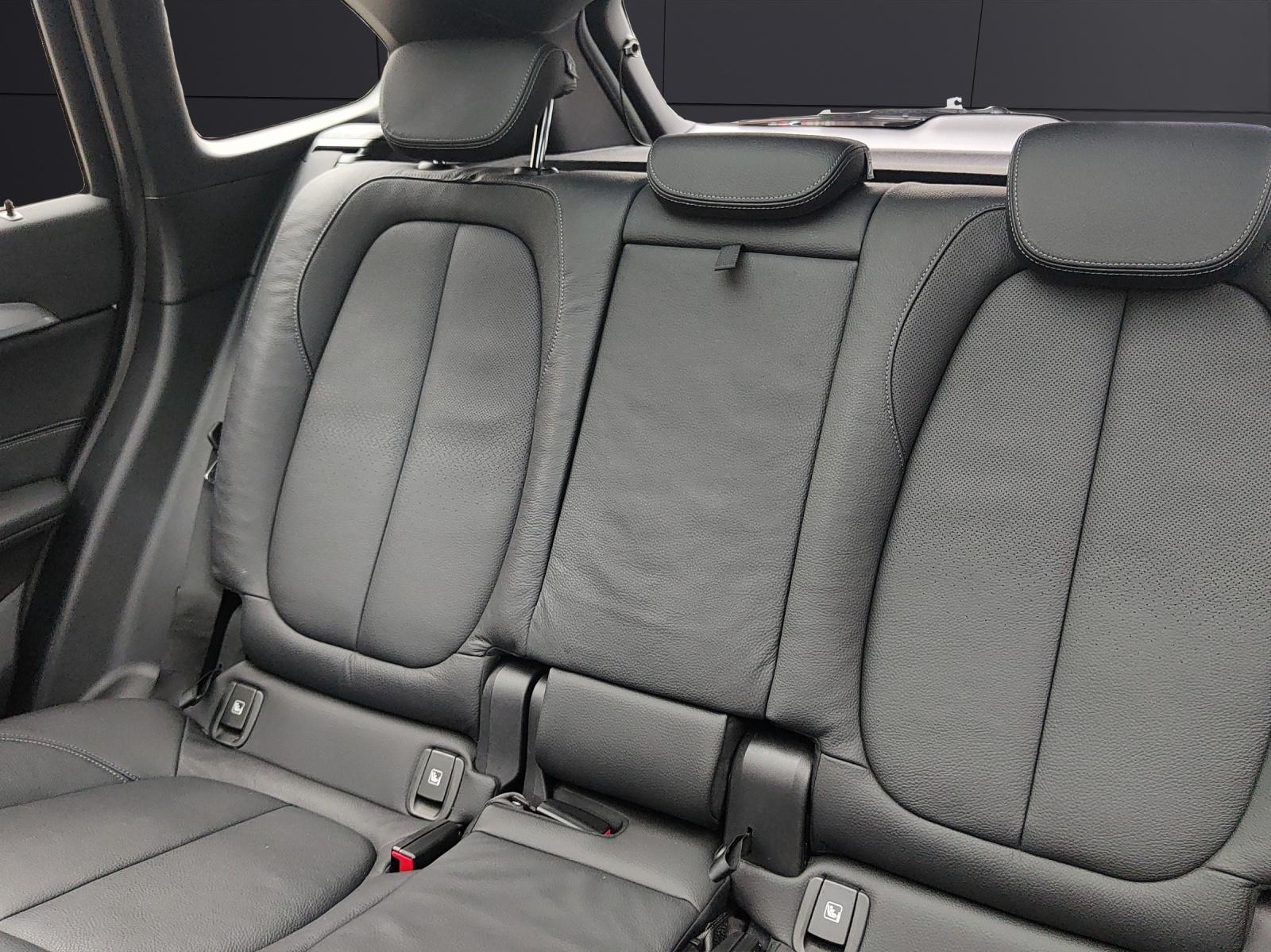BMW X1 25e xDrive-image-12