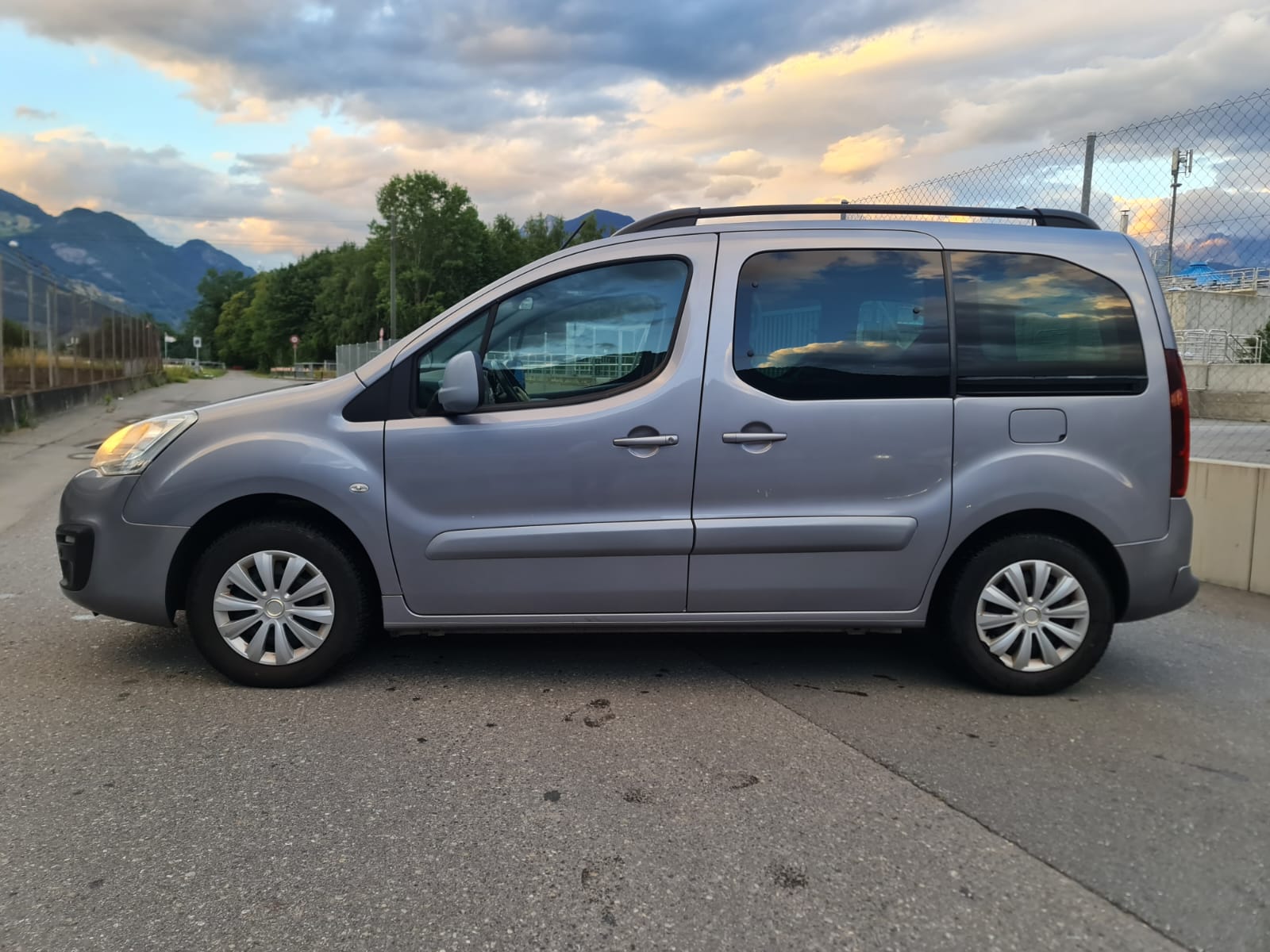 PEUGEOT Partner 1.6 BlueHDi Active ETG6-image-6