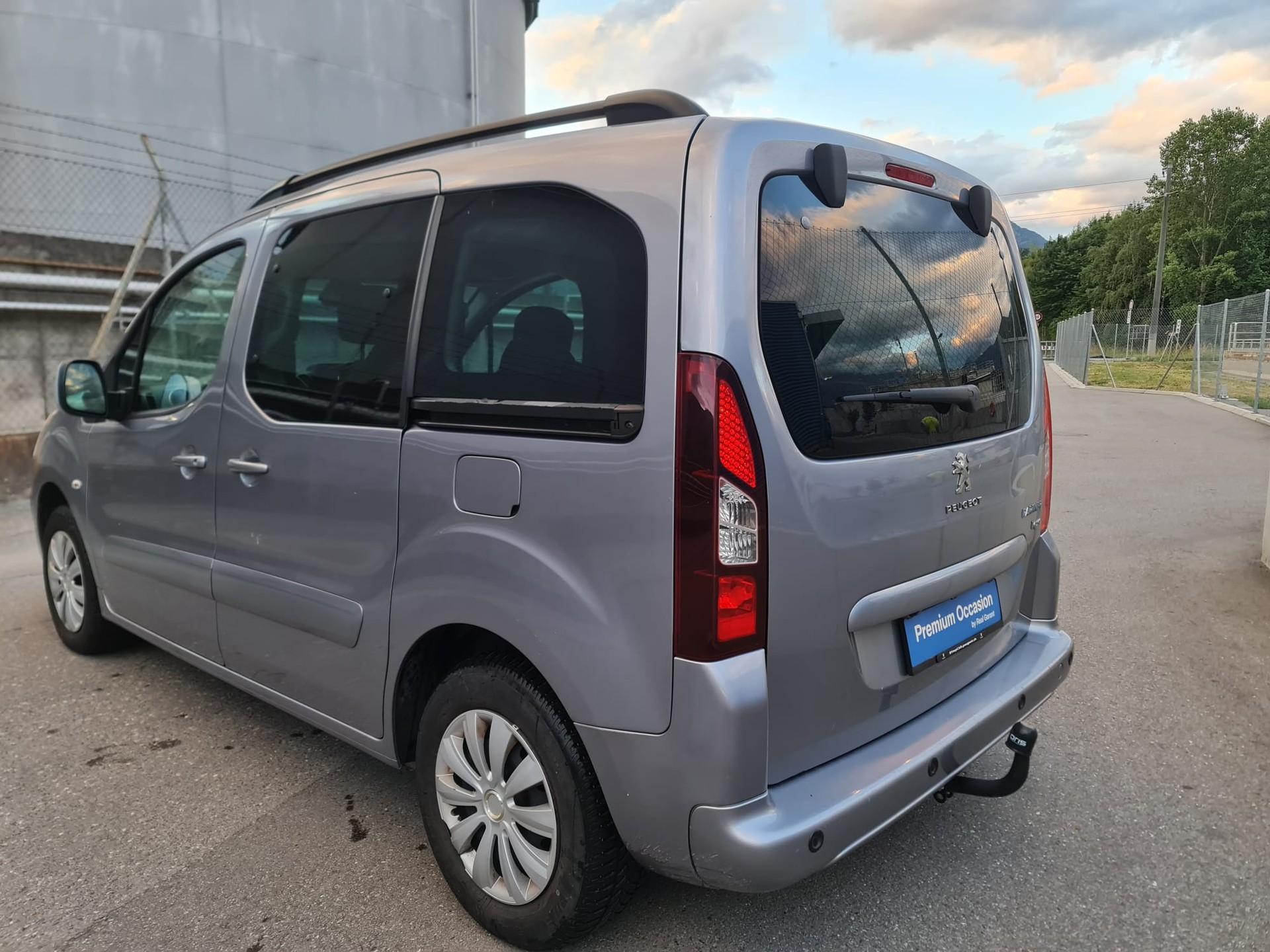 PEUGEOT Partner 1.6 BlueHDi Active ETG6-image-5