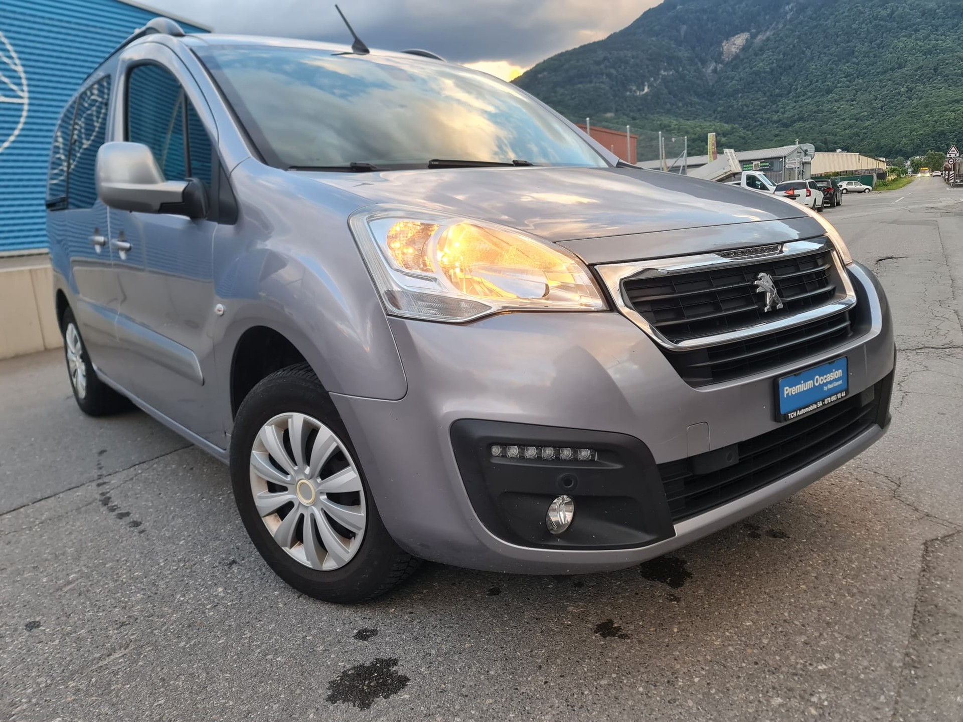PEUGEOT Partner 1.6 BlueHDi Active ETG6-image-1