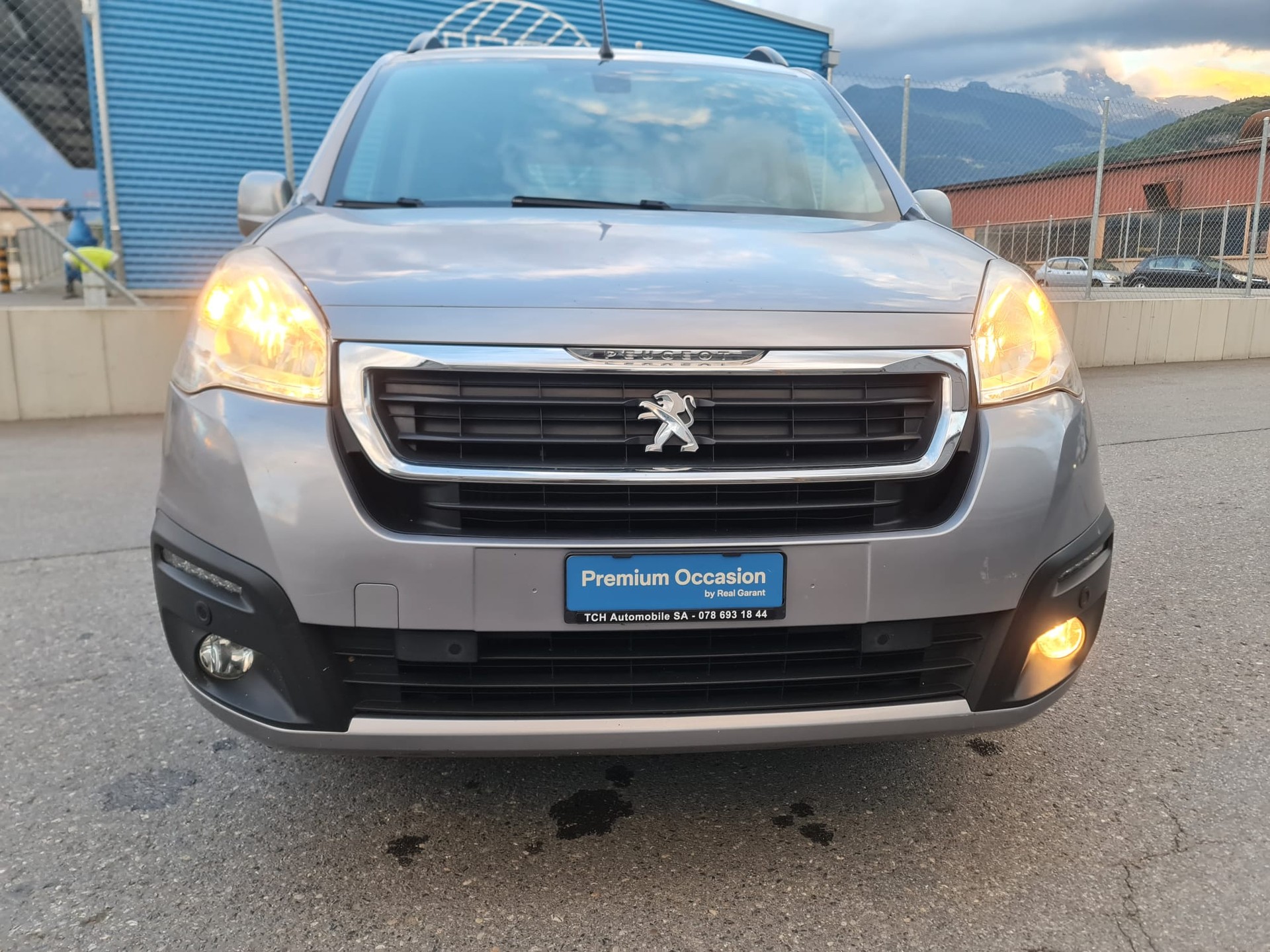 PEUGEOT Partner 1.6 BlueHDi Active ETG6-image-2