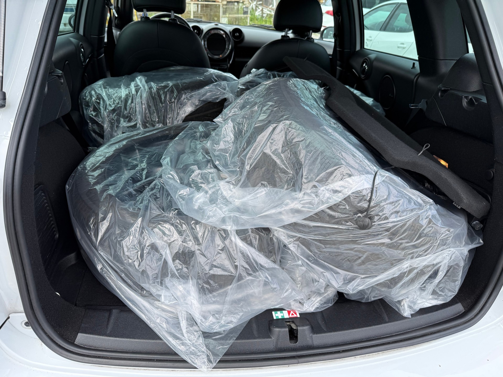 MINI Countryman John Cooper Works ALL4 Snowhill-image-6