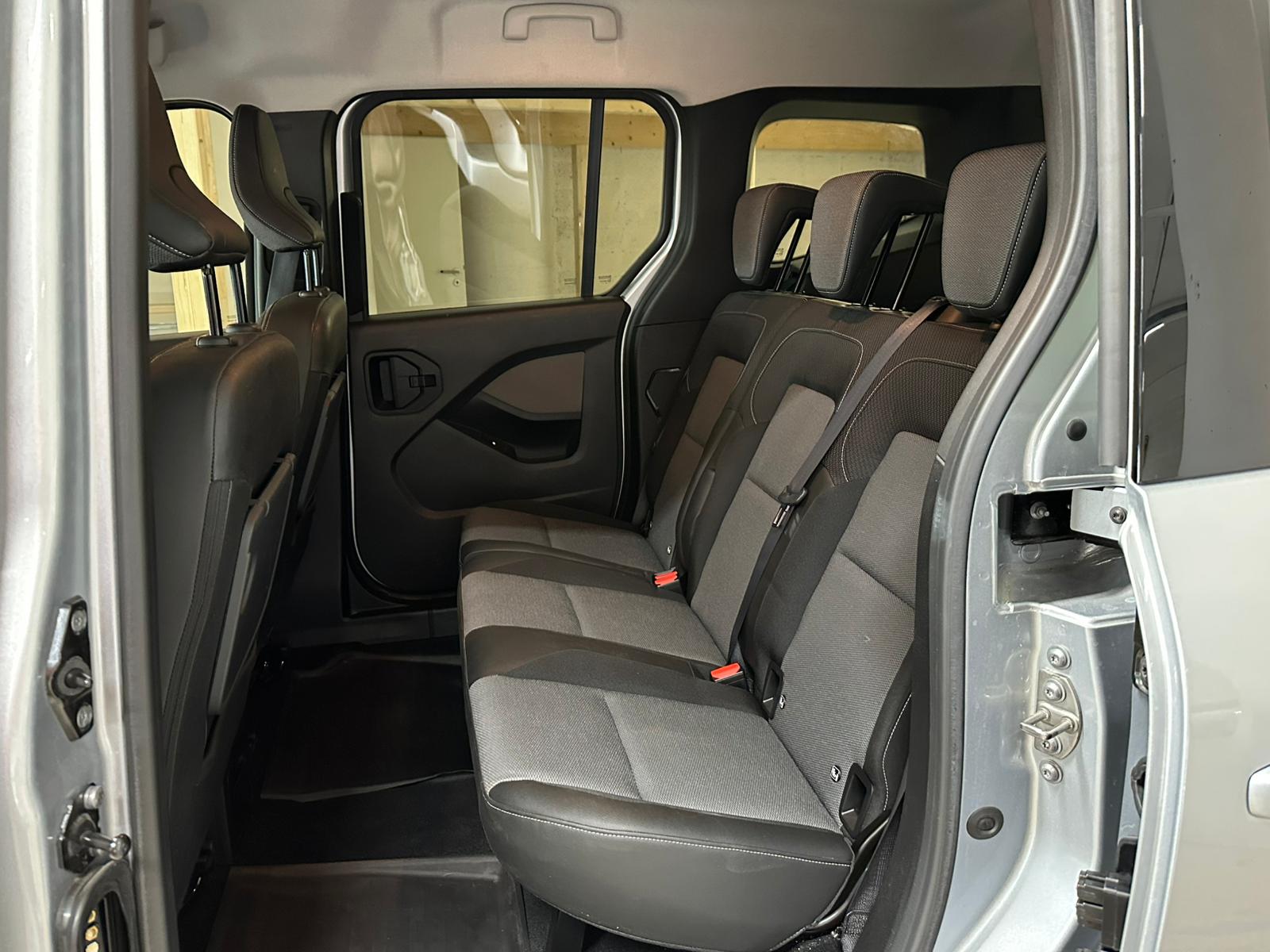 RENAULT Kangoo 1.3 TCe 130 PF Intens-image-8