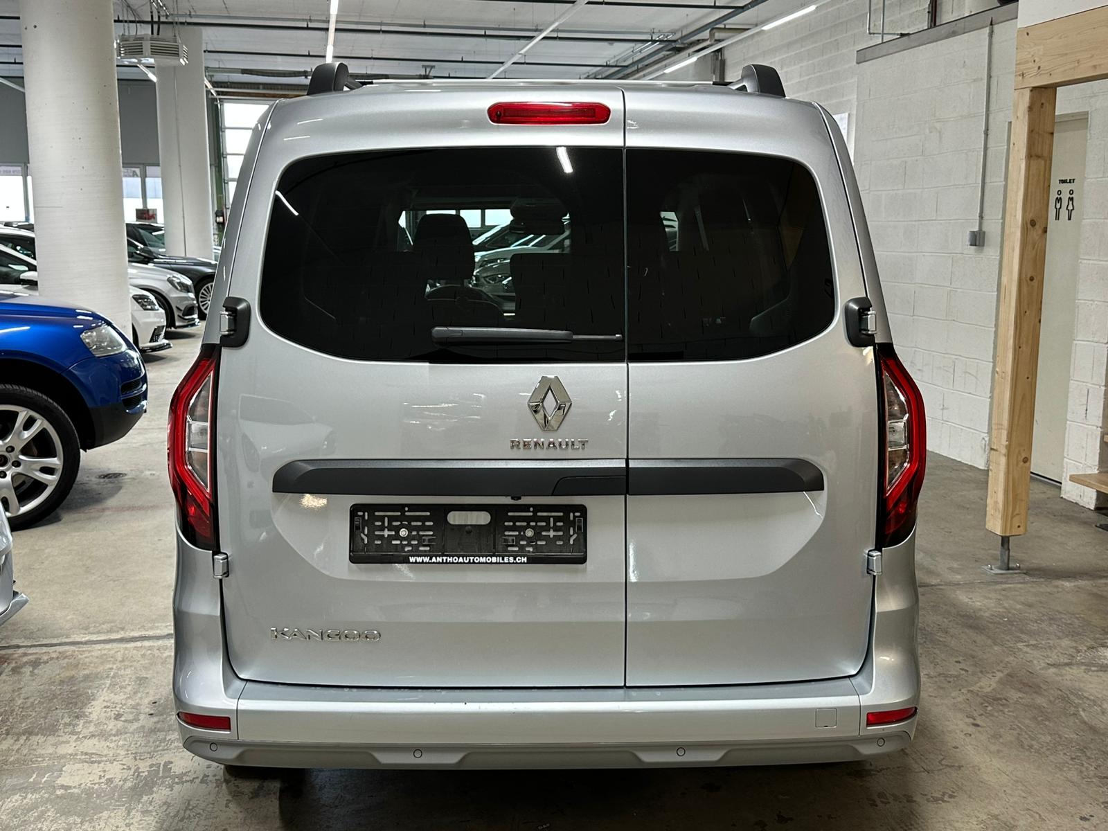 RENAULT Kangoo 1.3 TCe 130 PF Intens-image-4
