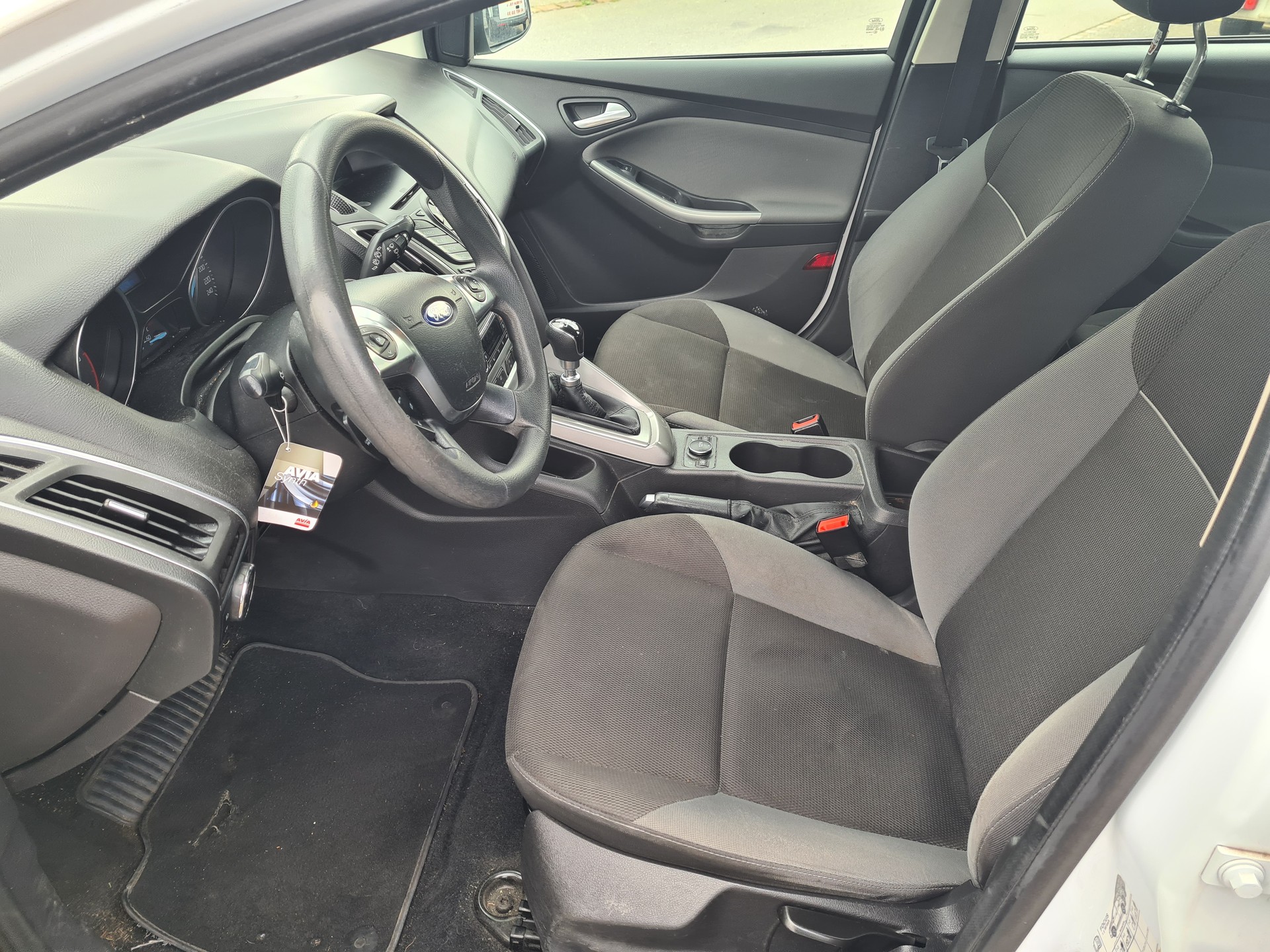 FORD Focus 1.6 TDCi ECOnetic Trend-image-4