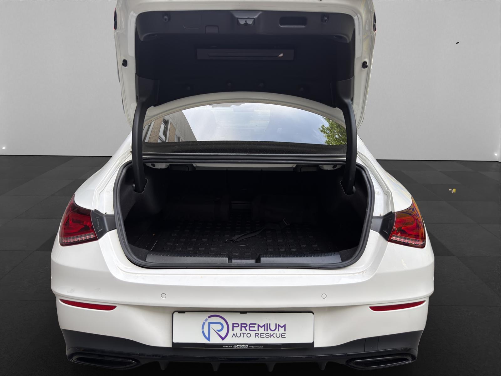 MERCEDES-BENZ CLA 250 e AMG Line 8G-DCT-image-9