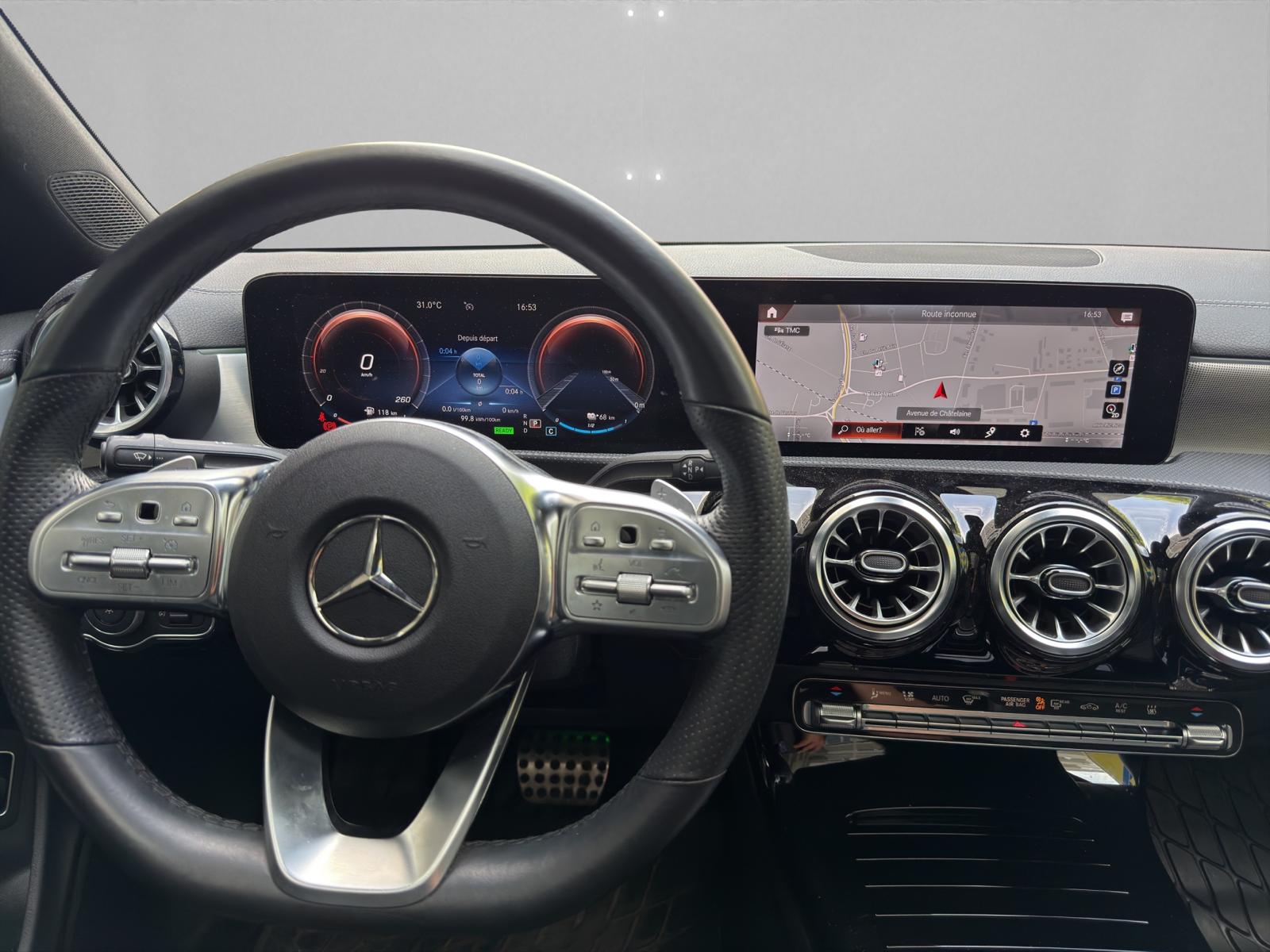 MERCEDES-BENZ CLA 250 e AMG Line 8G-DCT-image-7