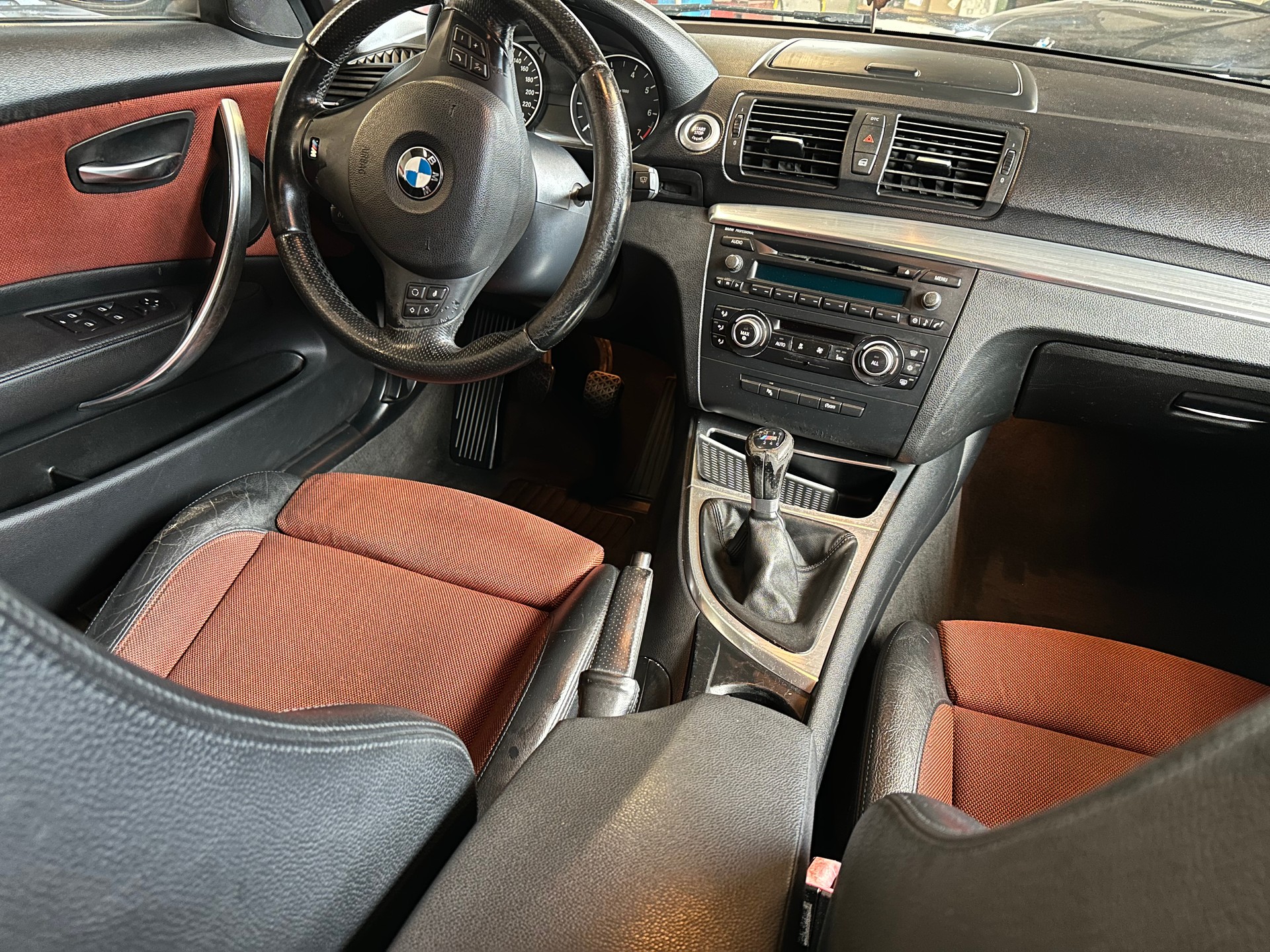 BMW 116i-image-9