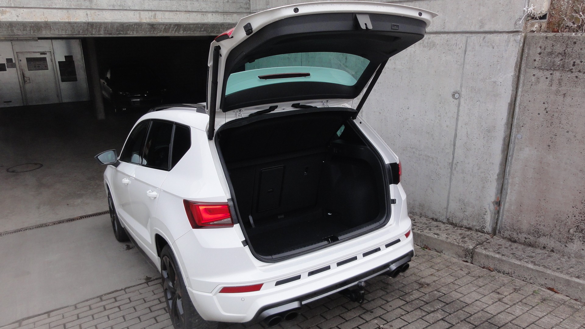 CUPRA Ateca 2.0 TSI 4Drive DSG-image-6