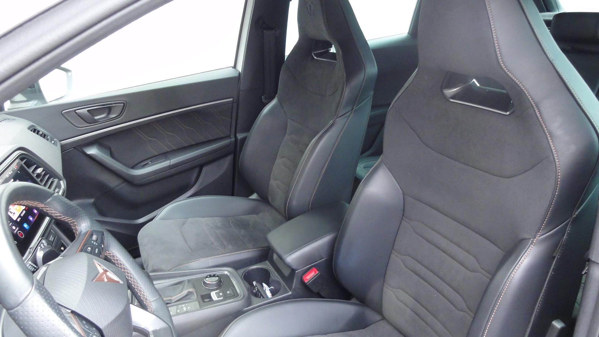CUPRA Ateca 2.0 TSI 4Drive DSG-image-9