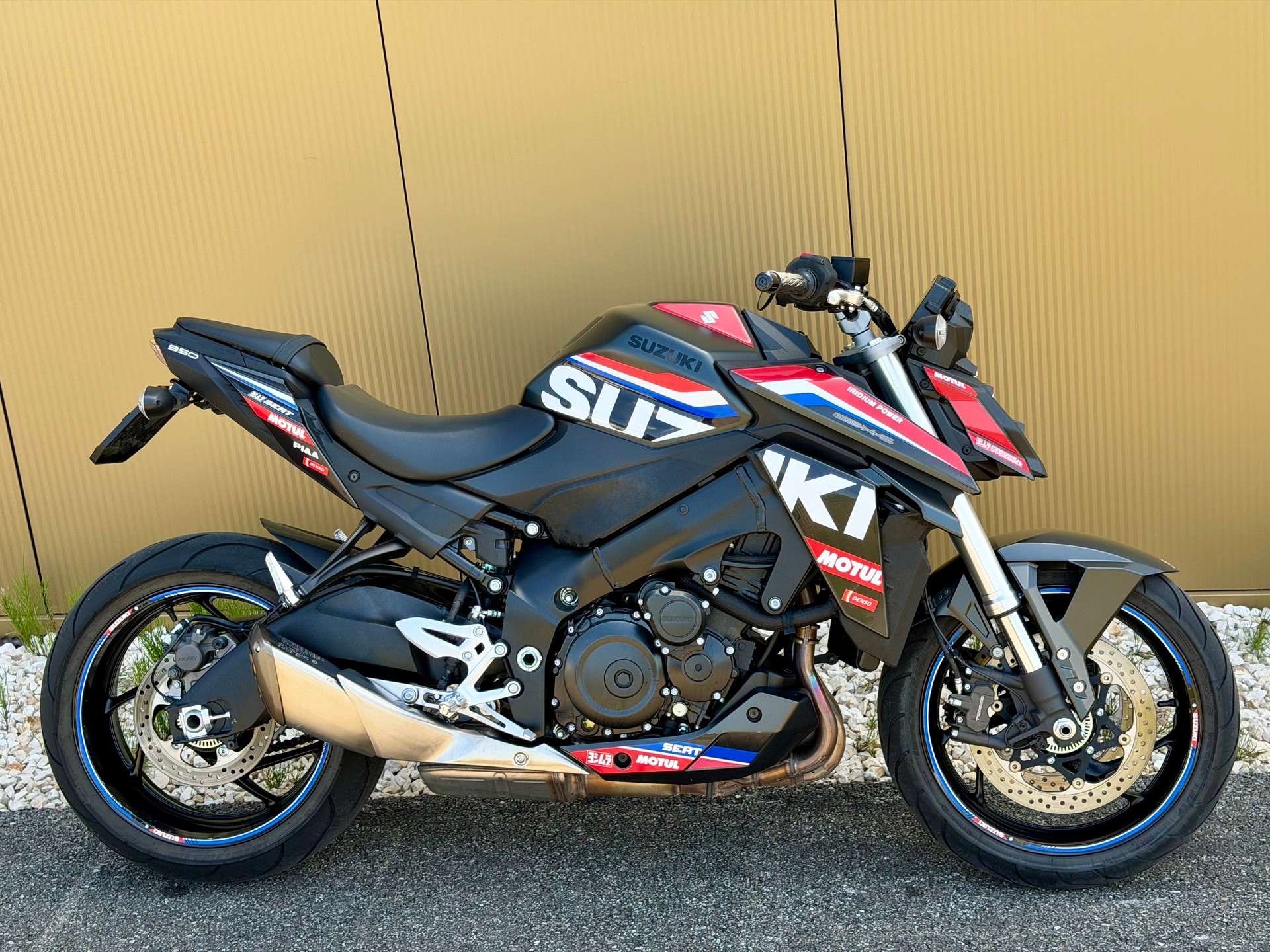 SUZUKI GSX-S 950 (35kW)-showroom-element-3