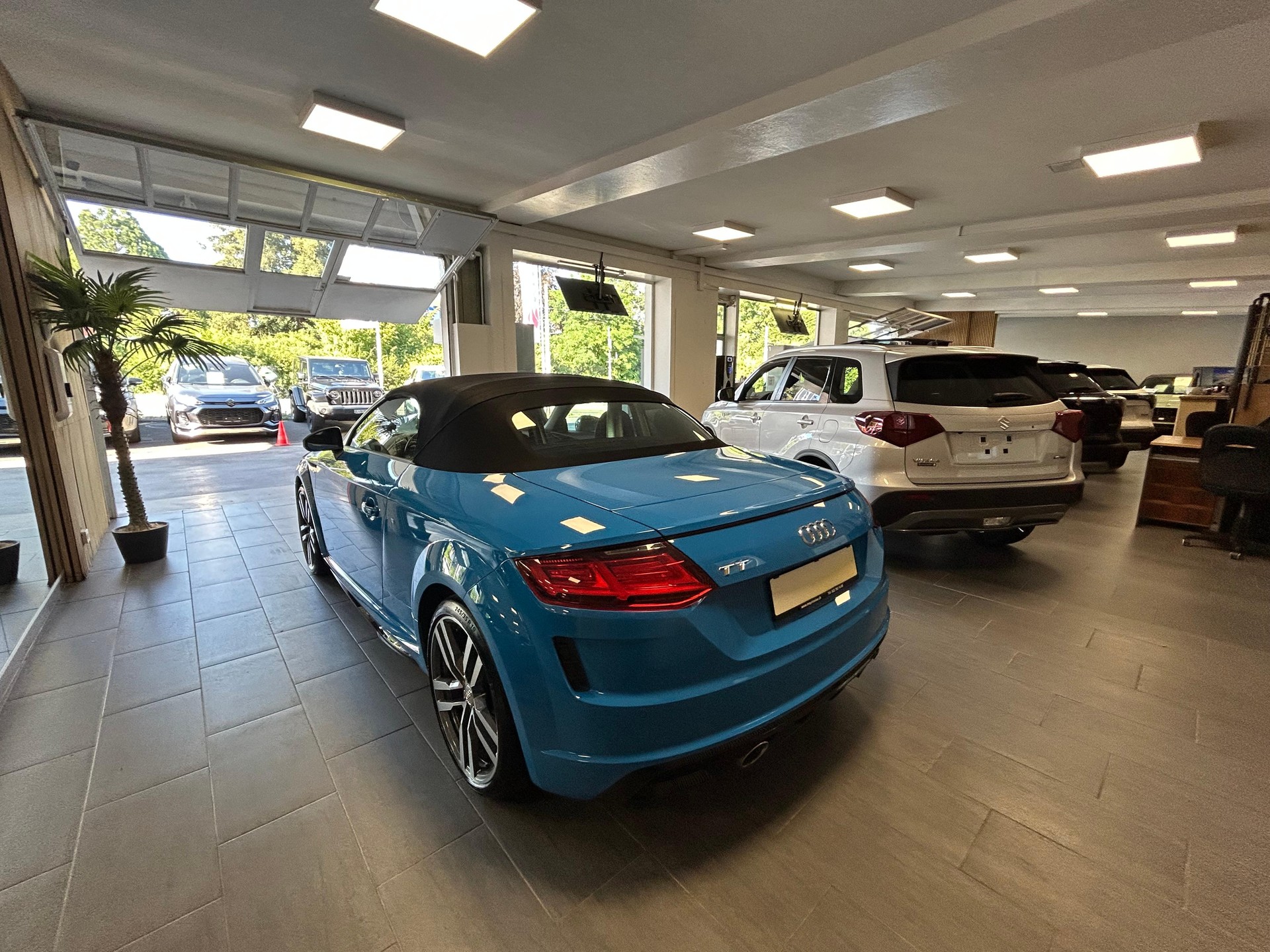 AUDI TT Roadster 2.0 45 TFSI S-Tronic Cabriolet/Kabrio-image-10