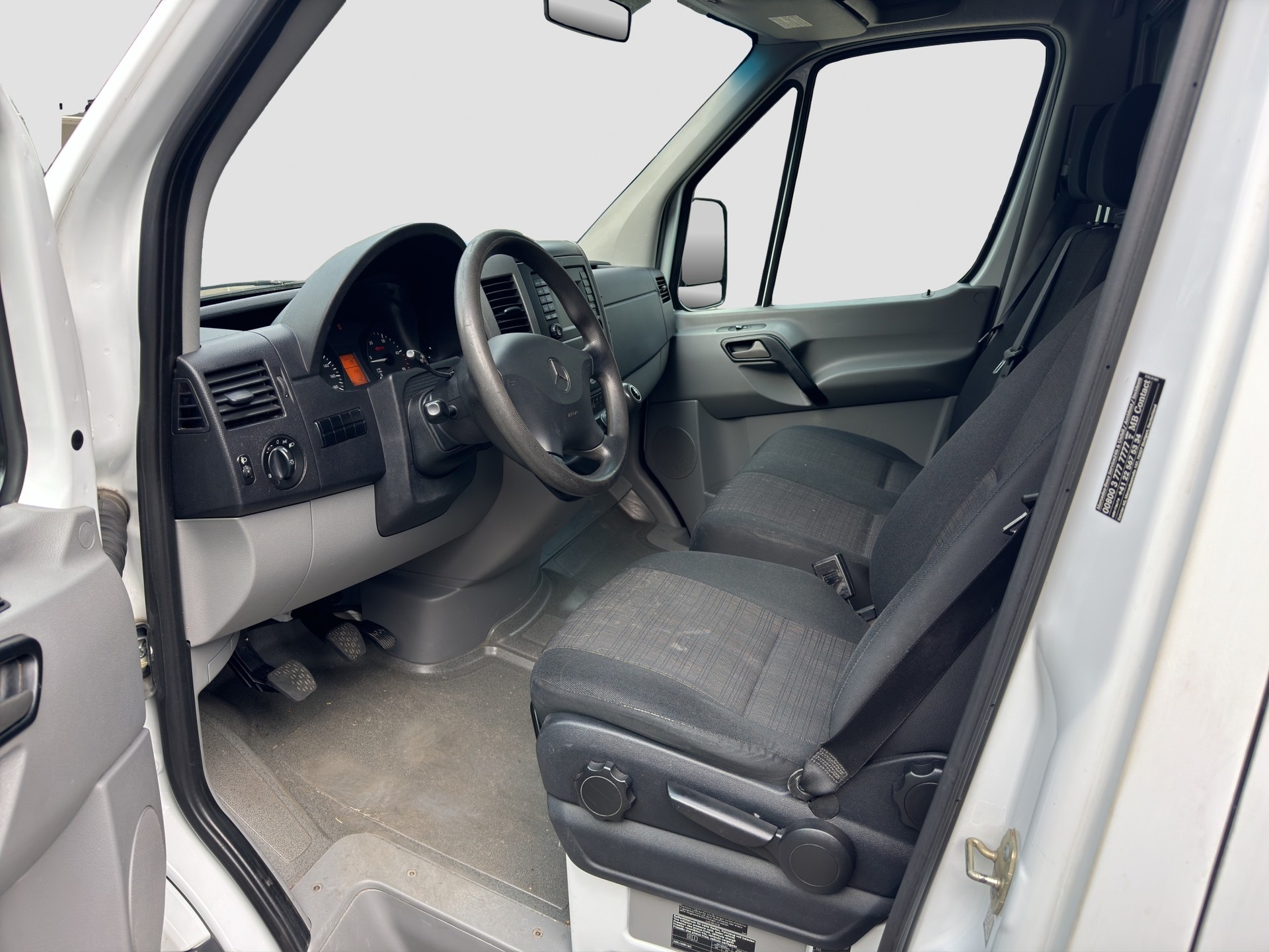 MERCEDES-BENZ Sprinter 313 CDI Standard-image-3
