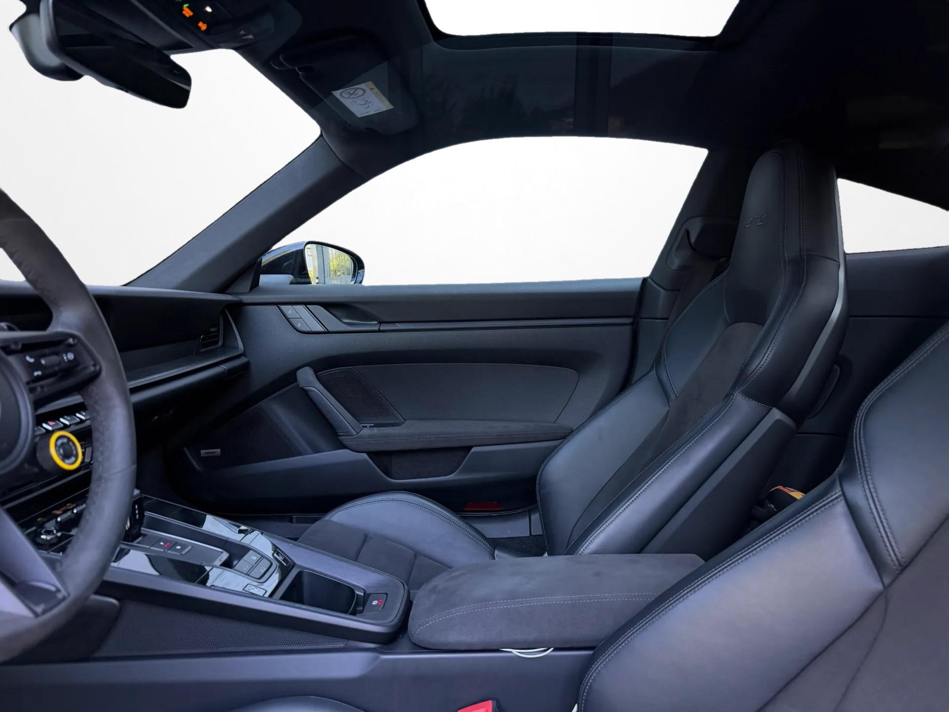 PORSCHE 911 Carrera 4 GTS PDK-image-6