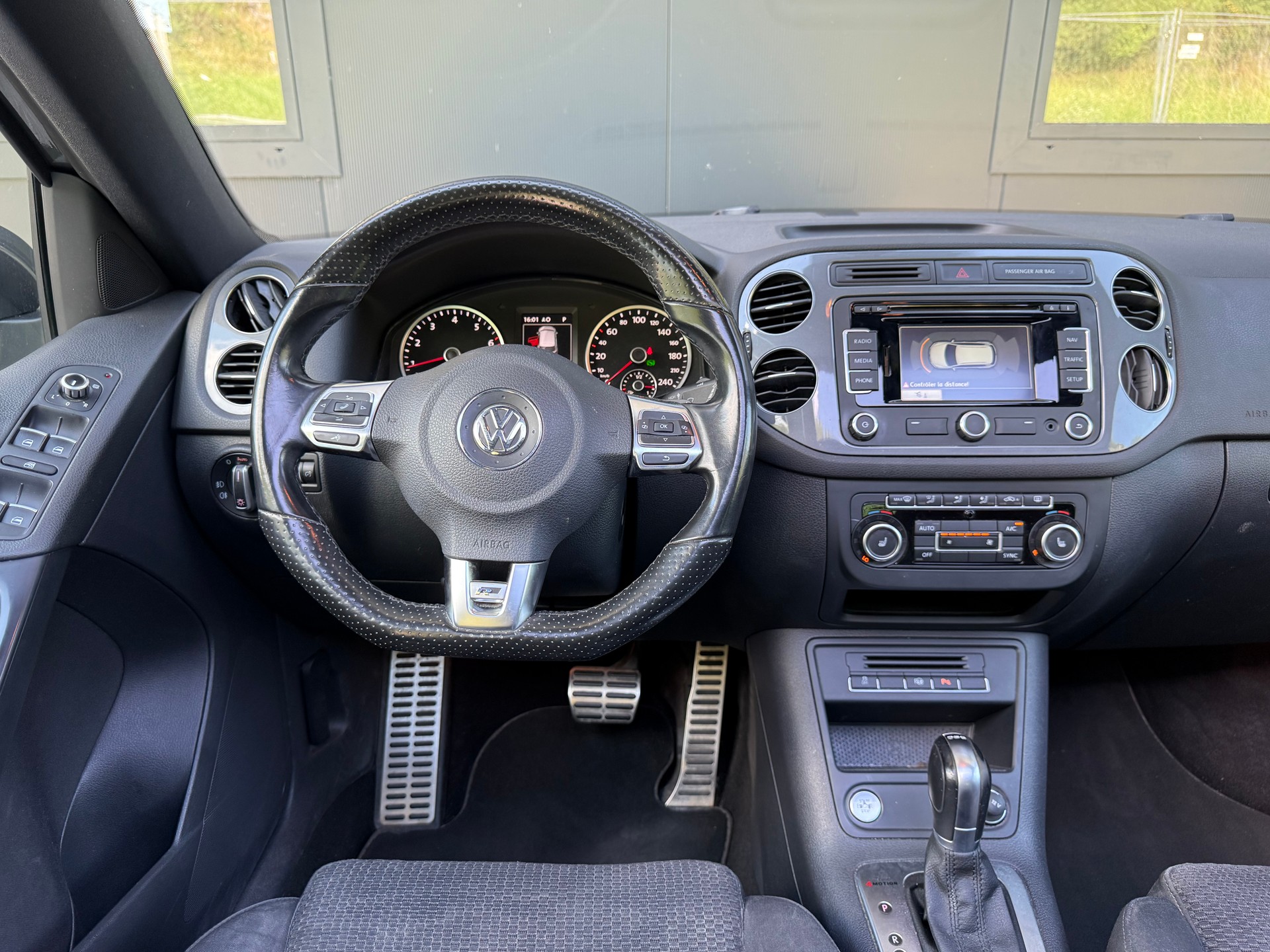 VW Tiguan 2.0 TSI Cup R-Line 4Motion DSG-image-11