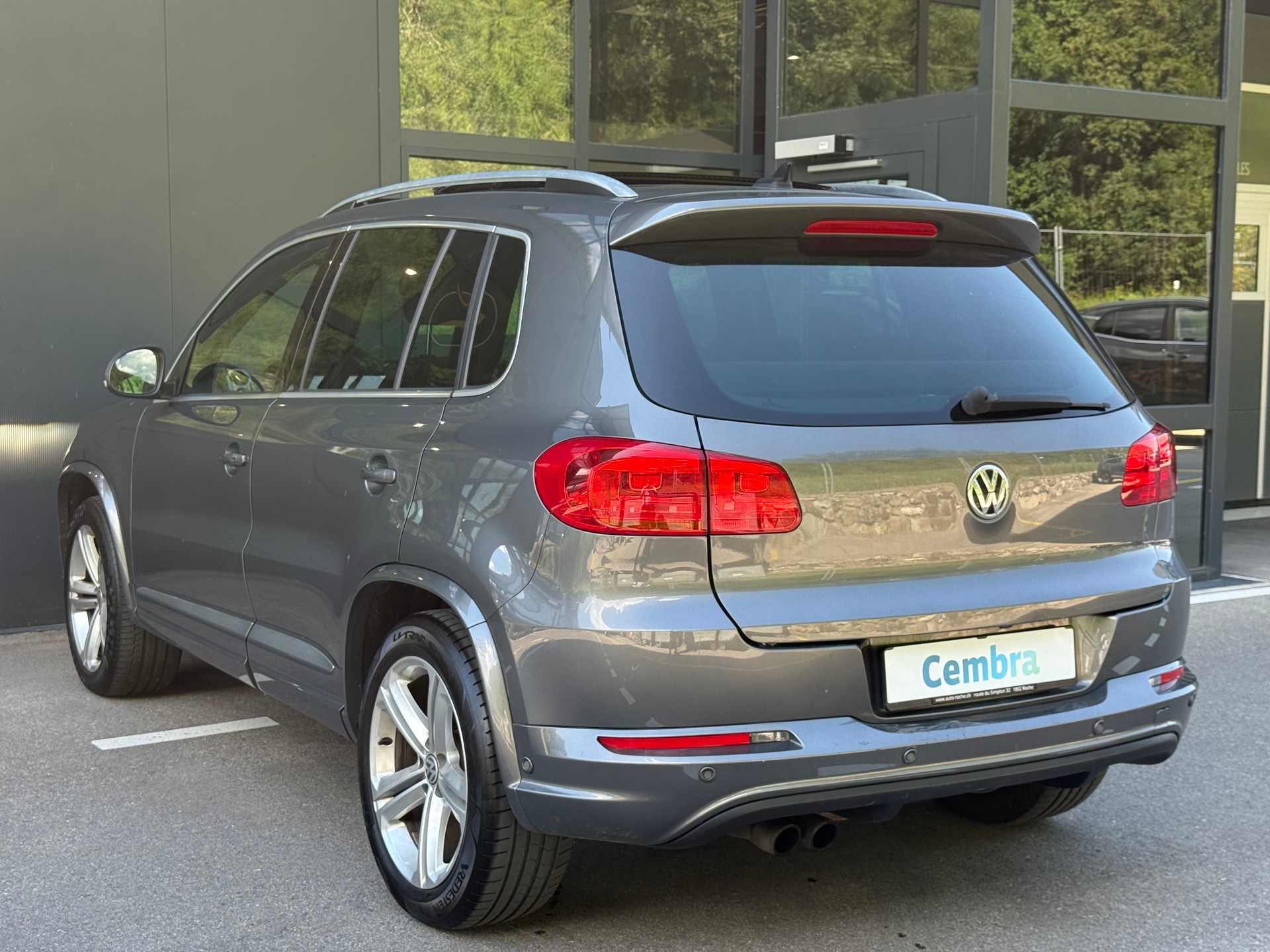 VW Tiguan 2.0 TSI Cup R-Line 4Motion DSG-image-3
