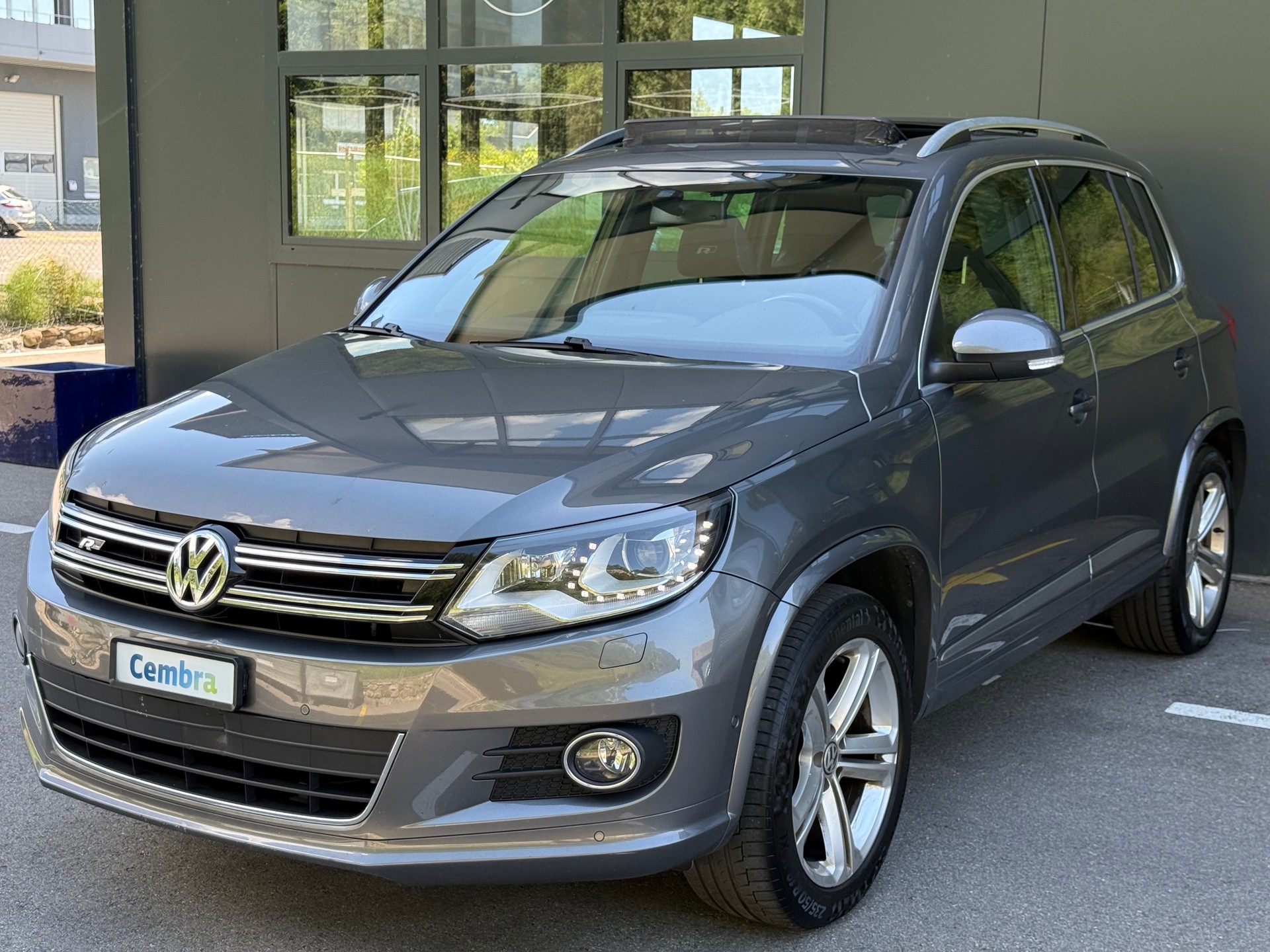 VW Tiguan 2.0 TSI Cup R-Line 4Motion DSG-image-2