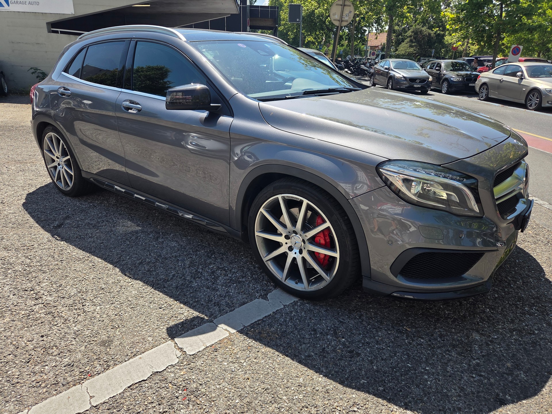 MERCEDES-BENZ GLA 45 AMG 4Matic 7G-DCT-image-5