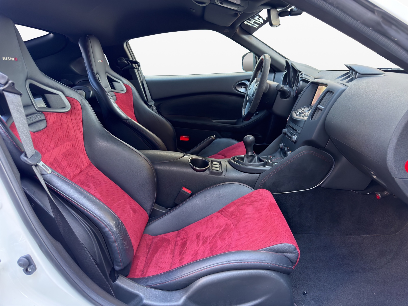 NISSAN 370 Z nismo-image-12