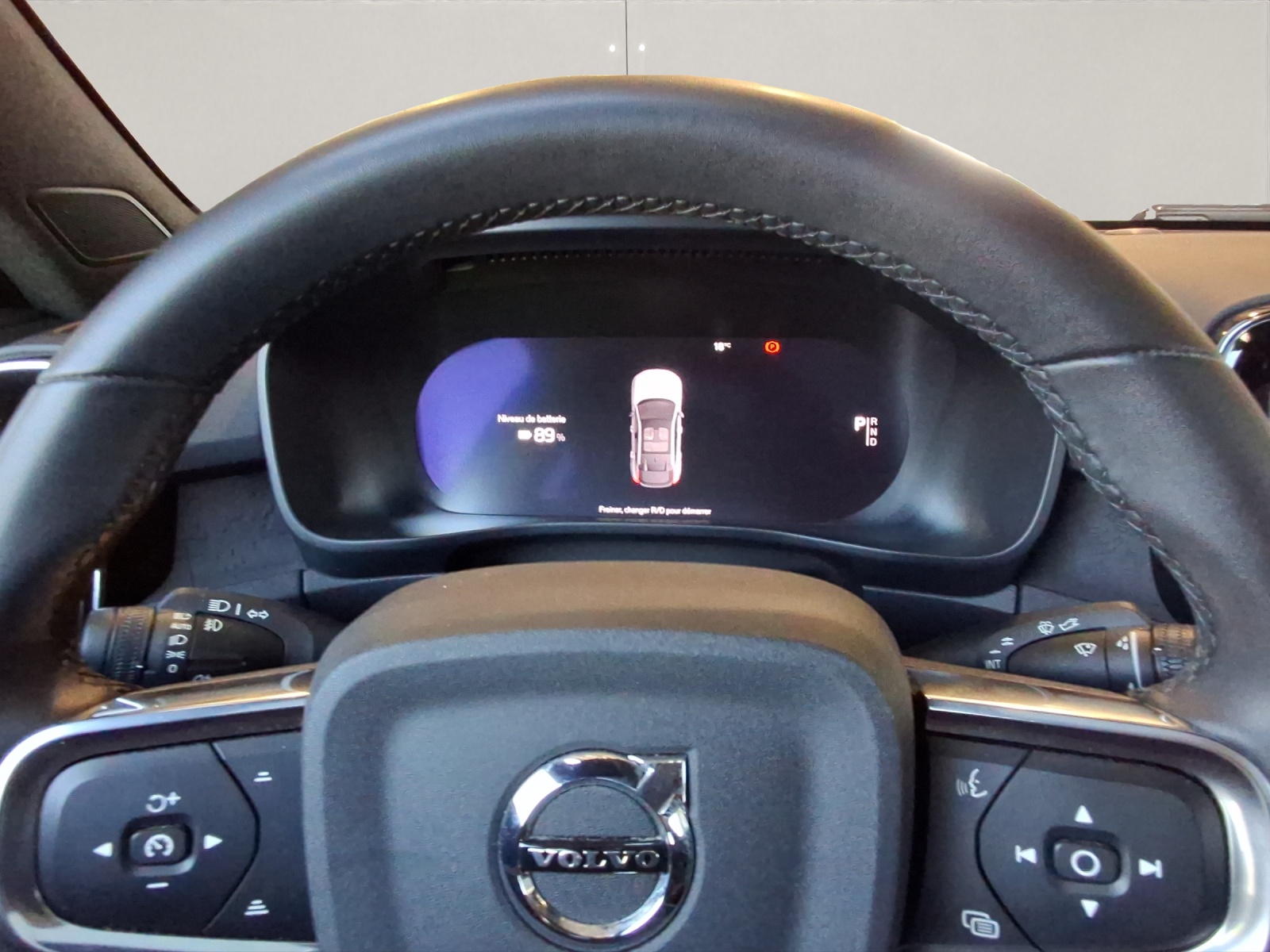 VOLVO C40 P6 Recharge Plus-image-8