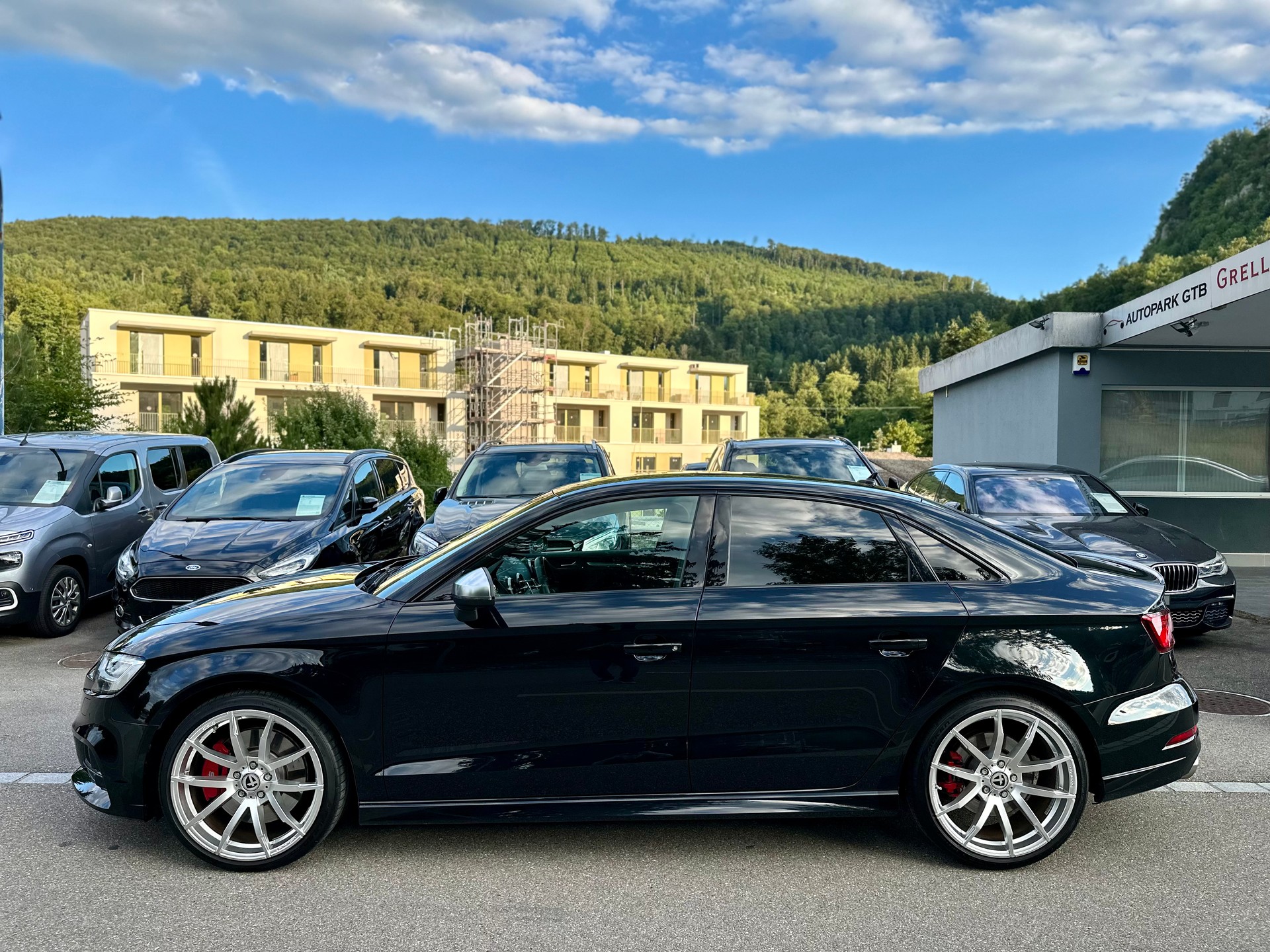 AUDI S3 Limousine 2.0 TFSI quattro S-tronic-image-3