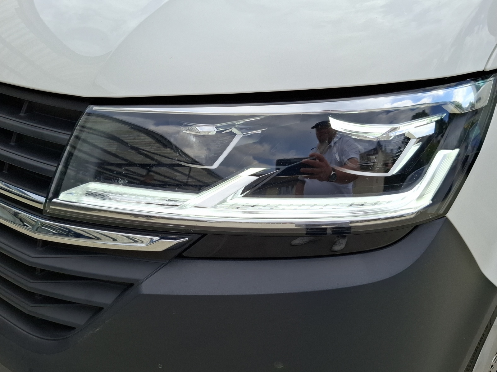 VW T6.1 2.0 TDI DSG-image-15