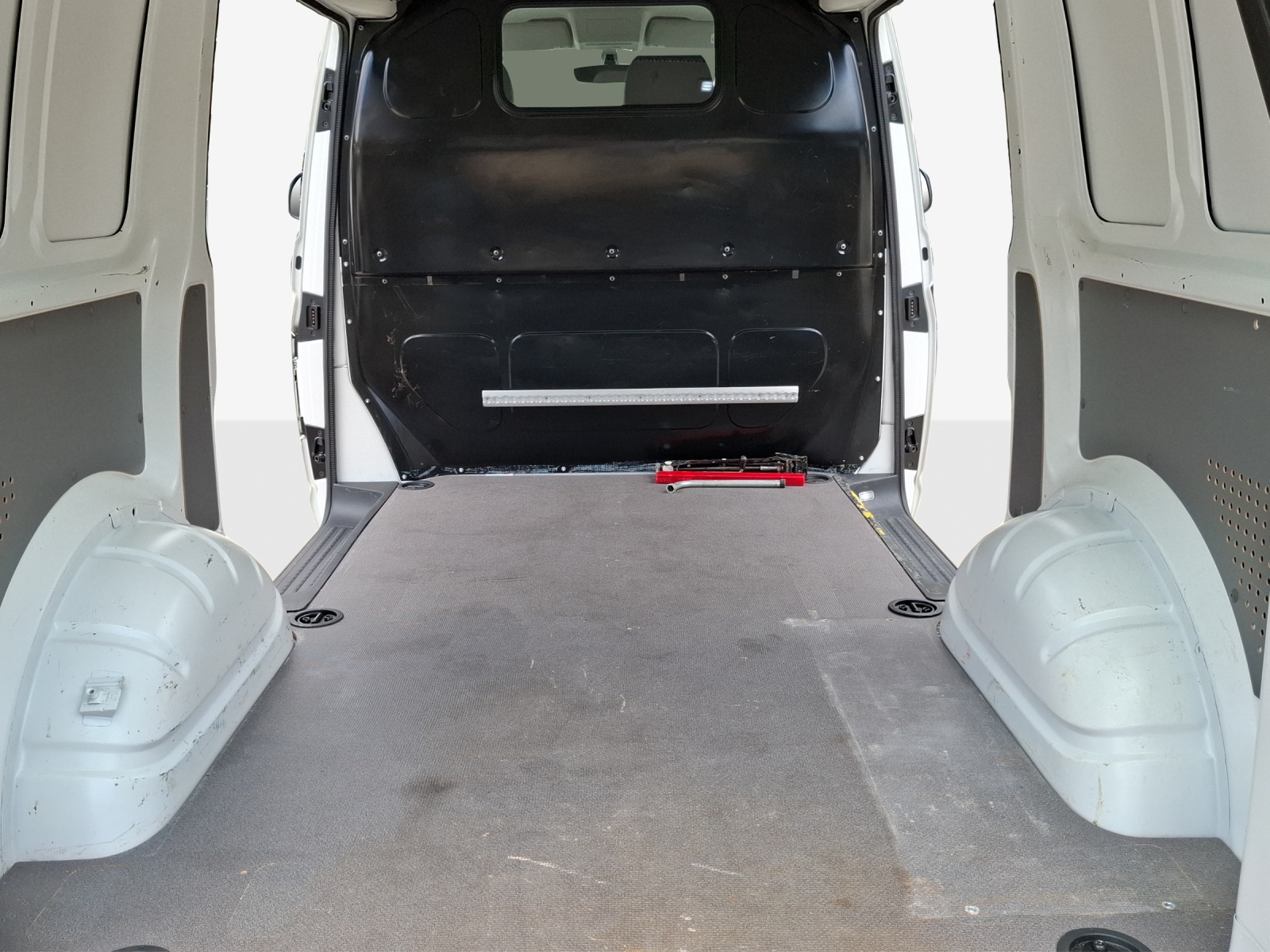 VW T6.1 2.0 TDI DSG-image-14