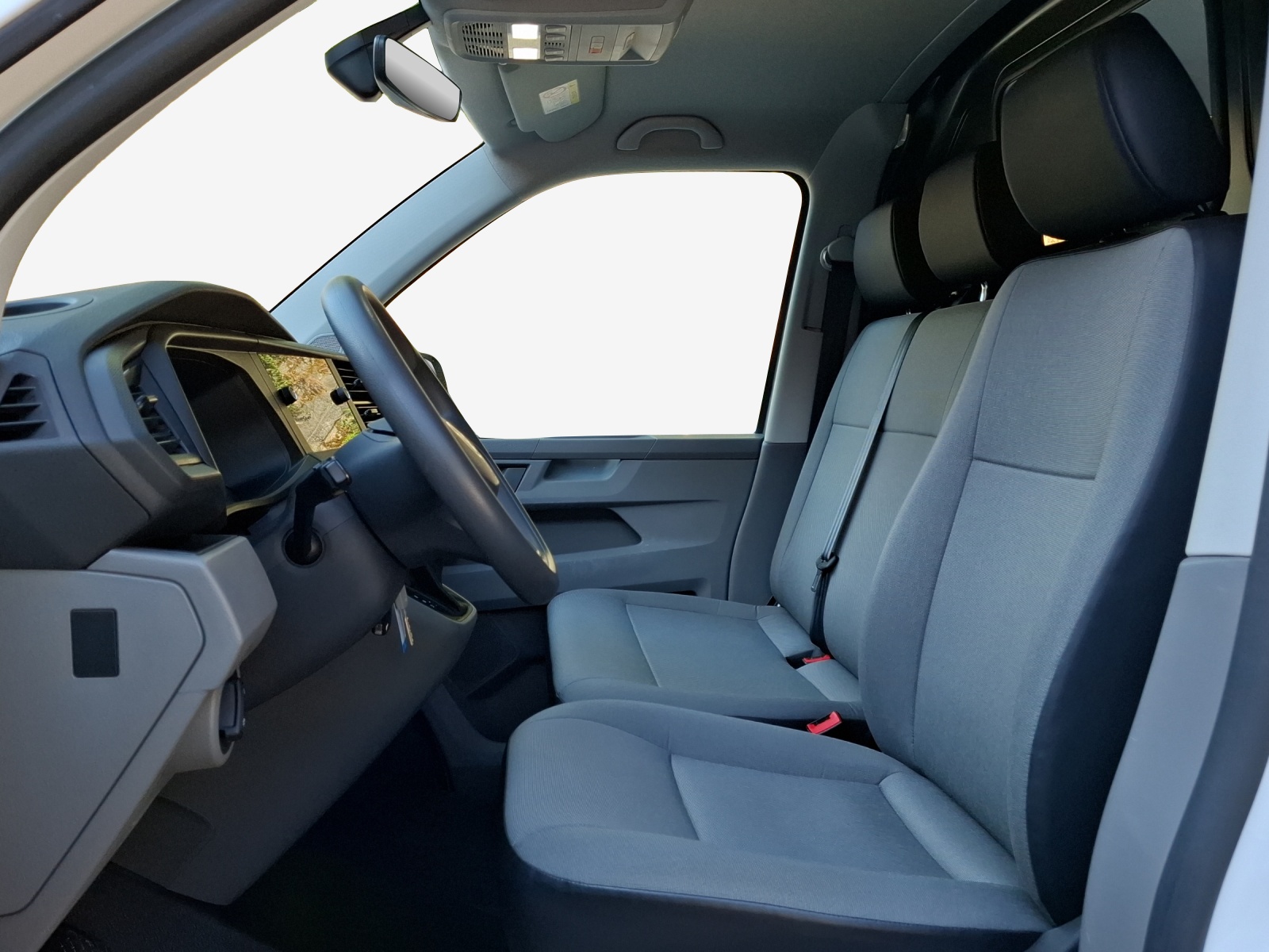 VW T6.1 2.0 TDI DSG-image-7