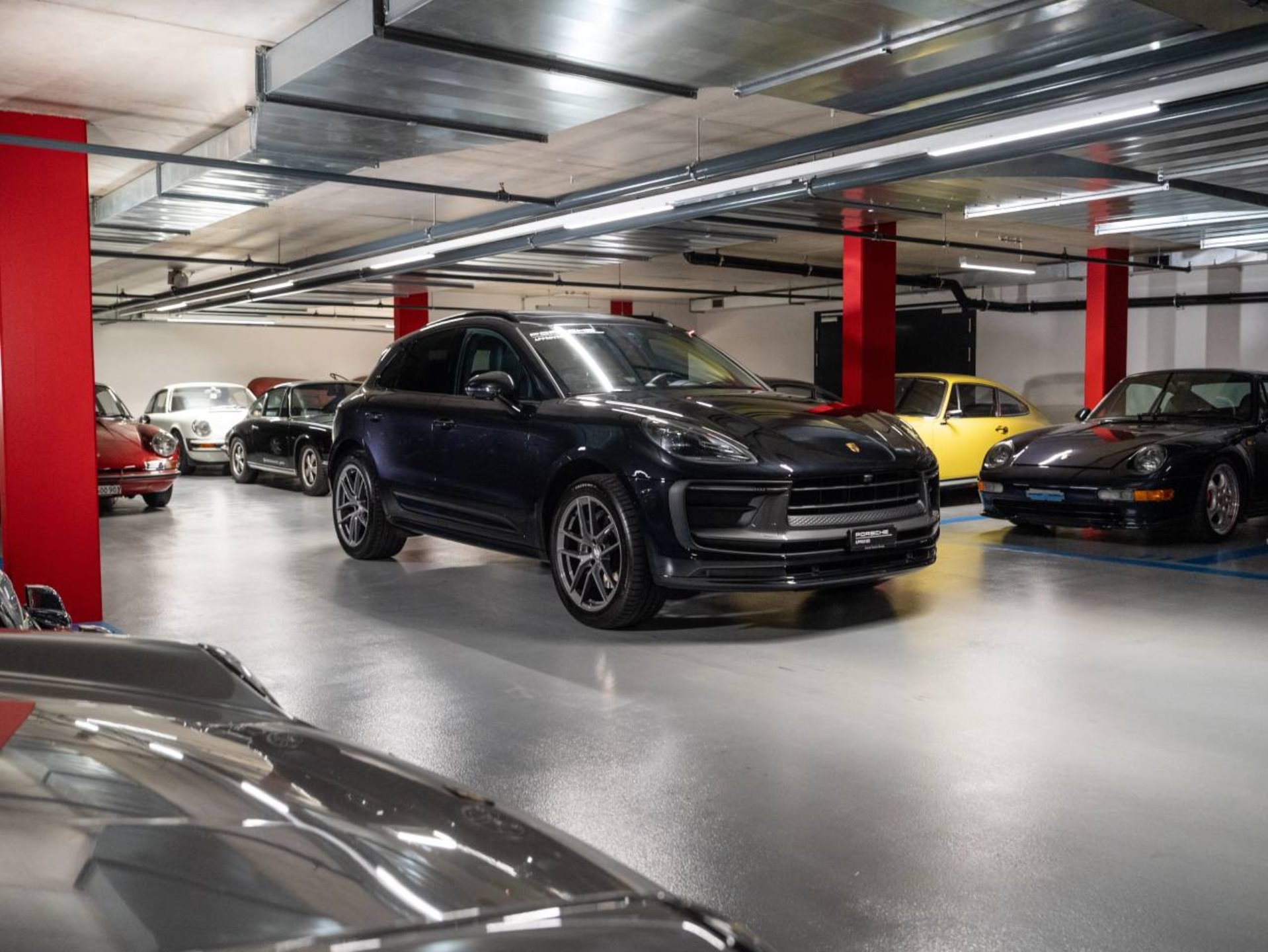 PORSCHE Macan T (MY24)-image-5