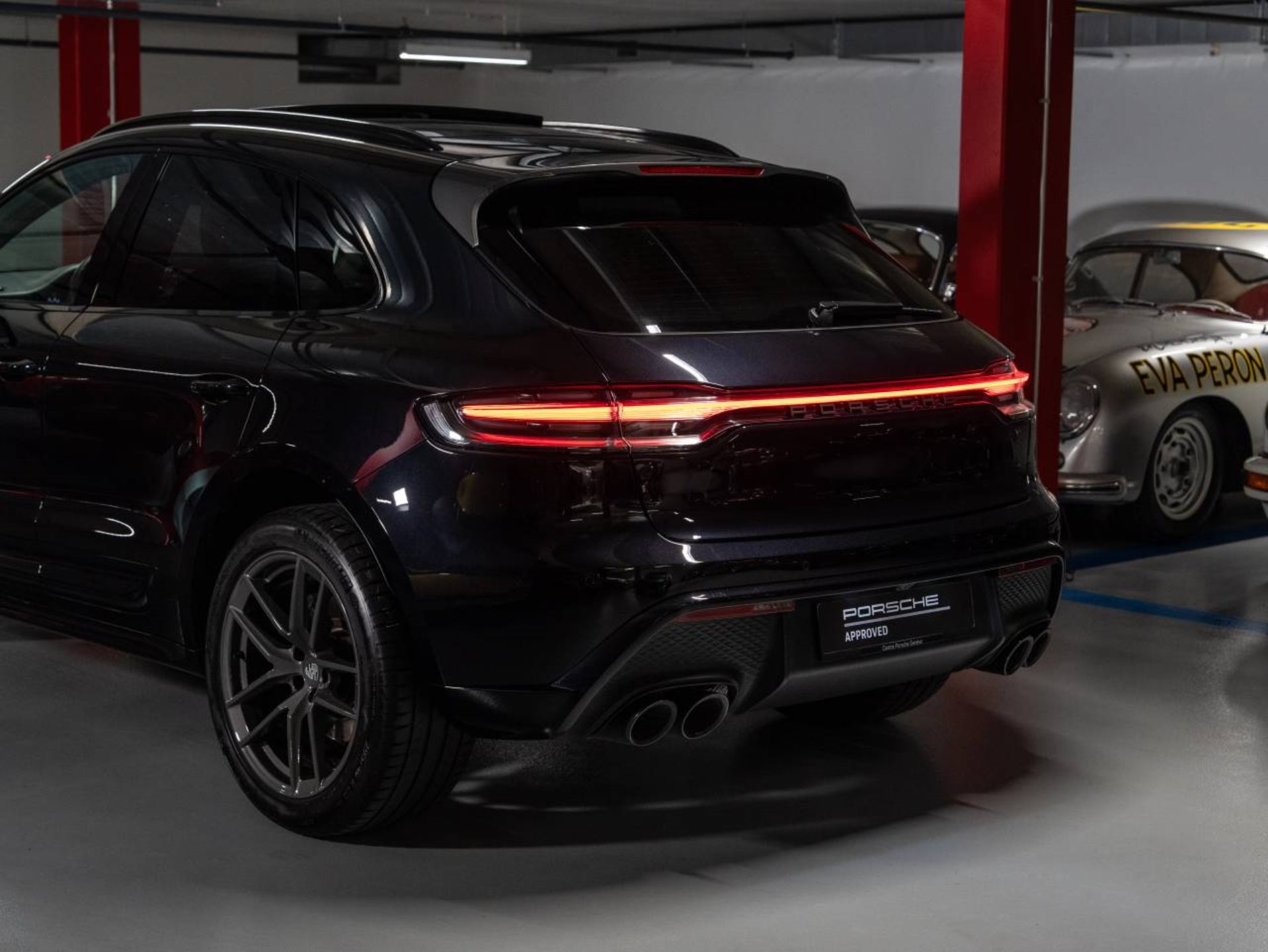 PORSCHE Macan T (MY24)-image-22