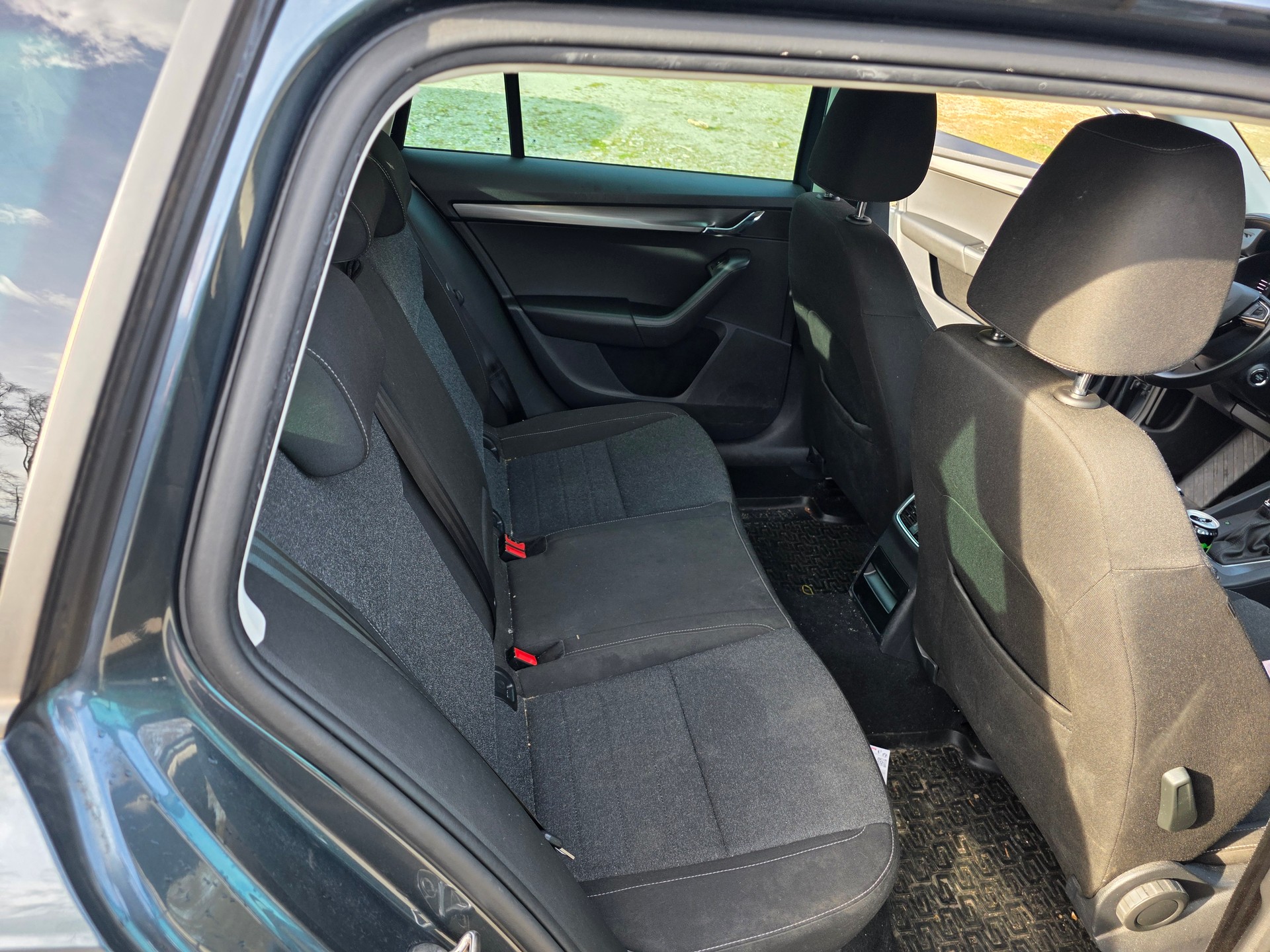 SKODA SKODA Octavia Combi 2.0 TSI Soleil 4x4 DSG-image-11