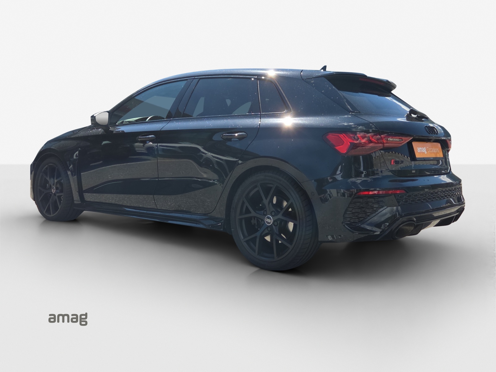 AUDI RS3 Sportback 2.5 TSI quattro S-tronic-image-2
