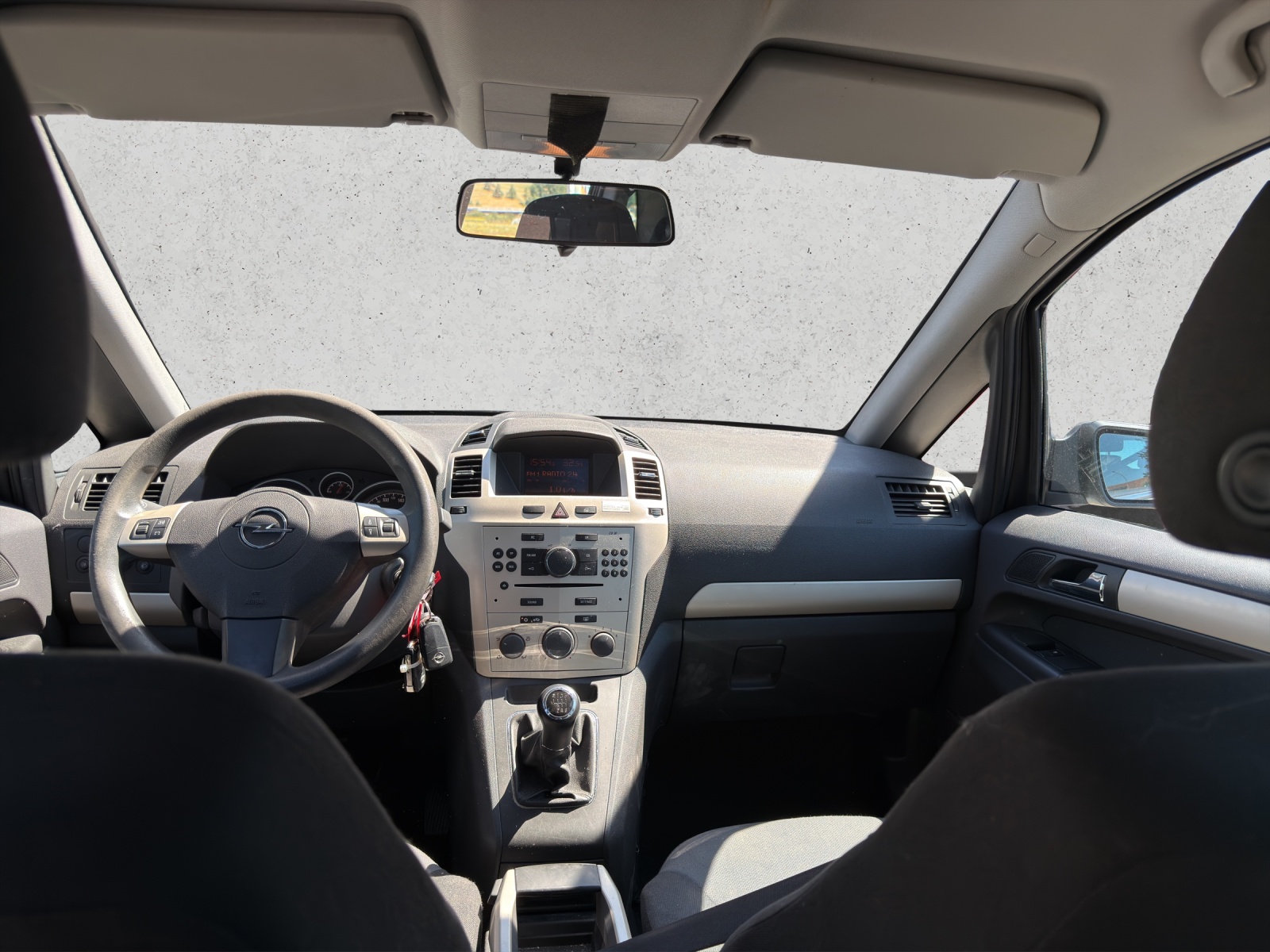 OPEL Zafira 2.2i 16V Edition-image-12