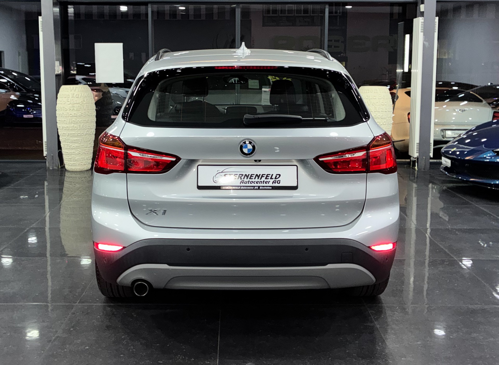 BMW X1 xDrive 18d Steptronic-image-4