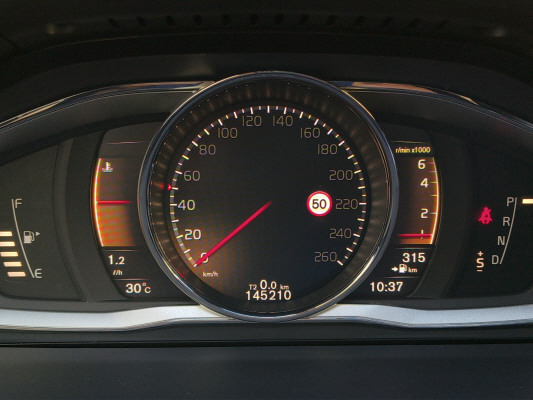 VOLVO V60 CC T5 AWD Summum-image-11